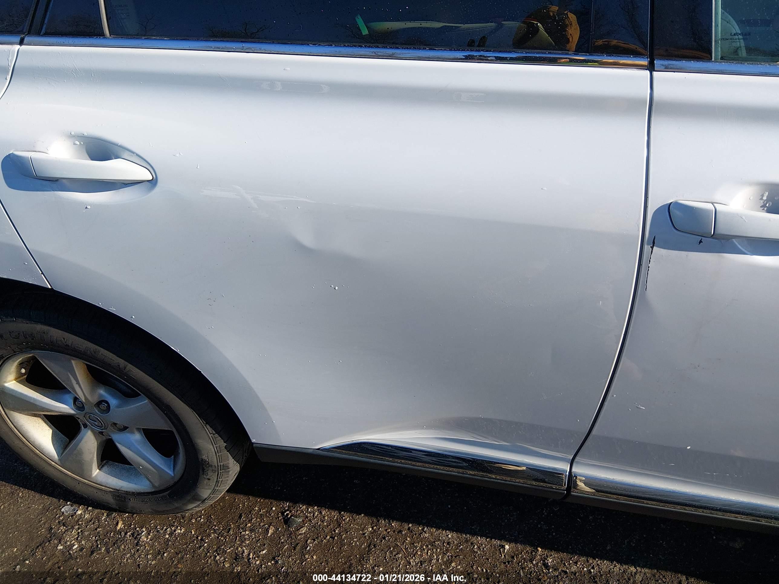 LEXUS RX image 6