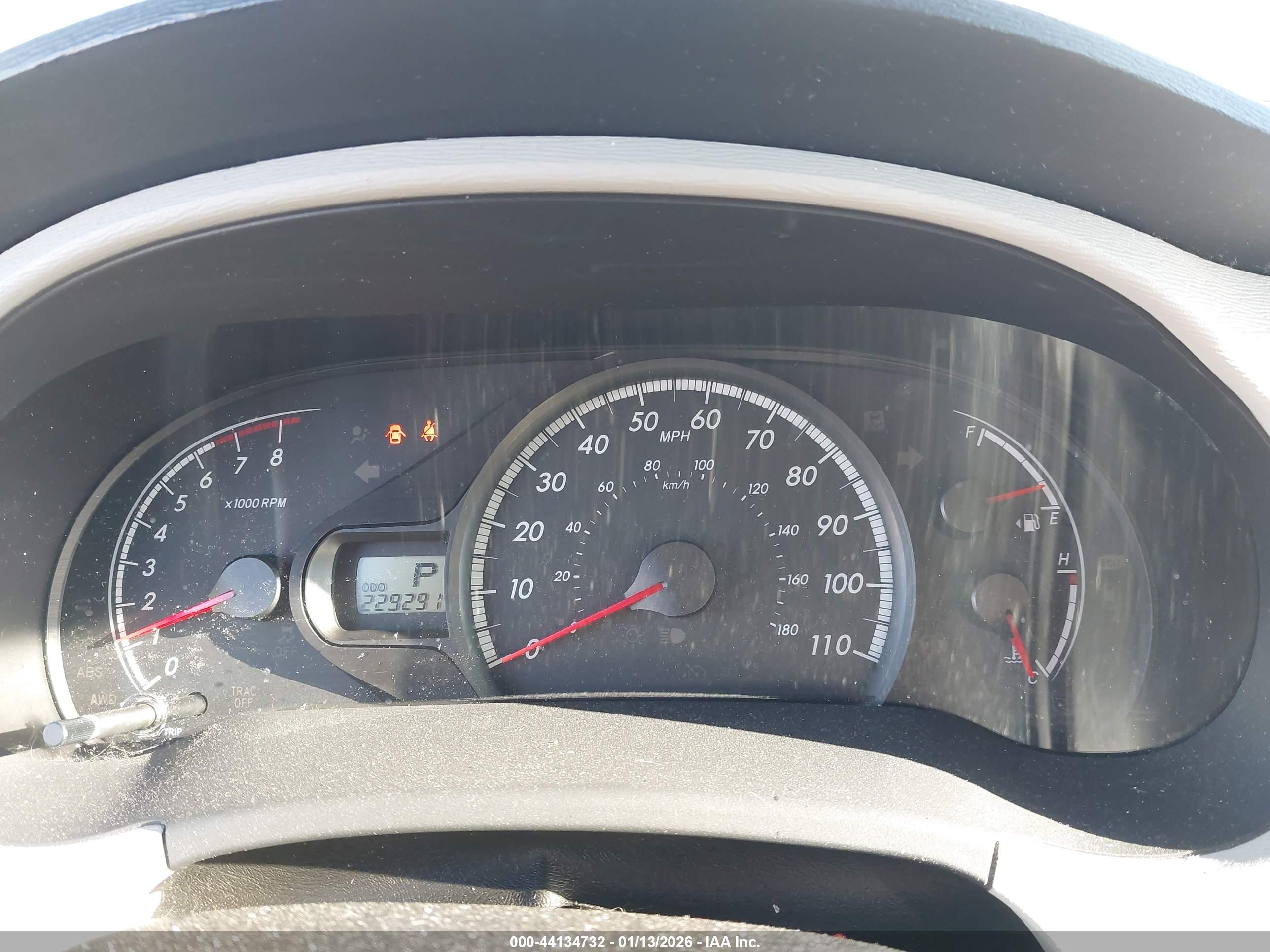 TOYOTA SIENNA image 7