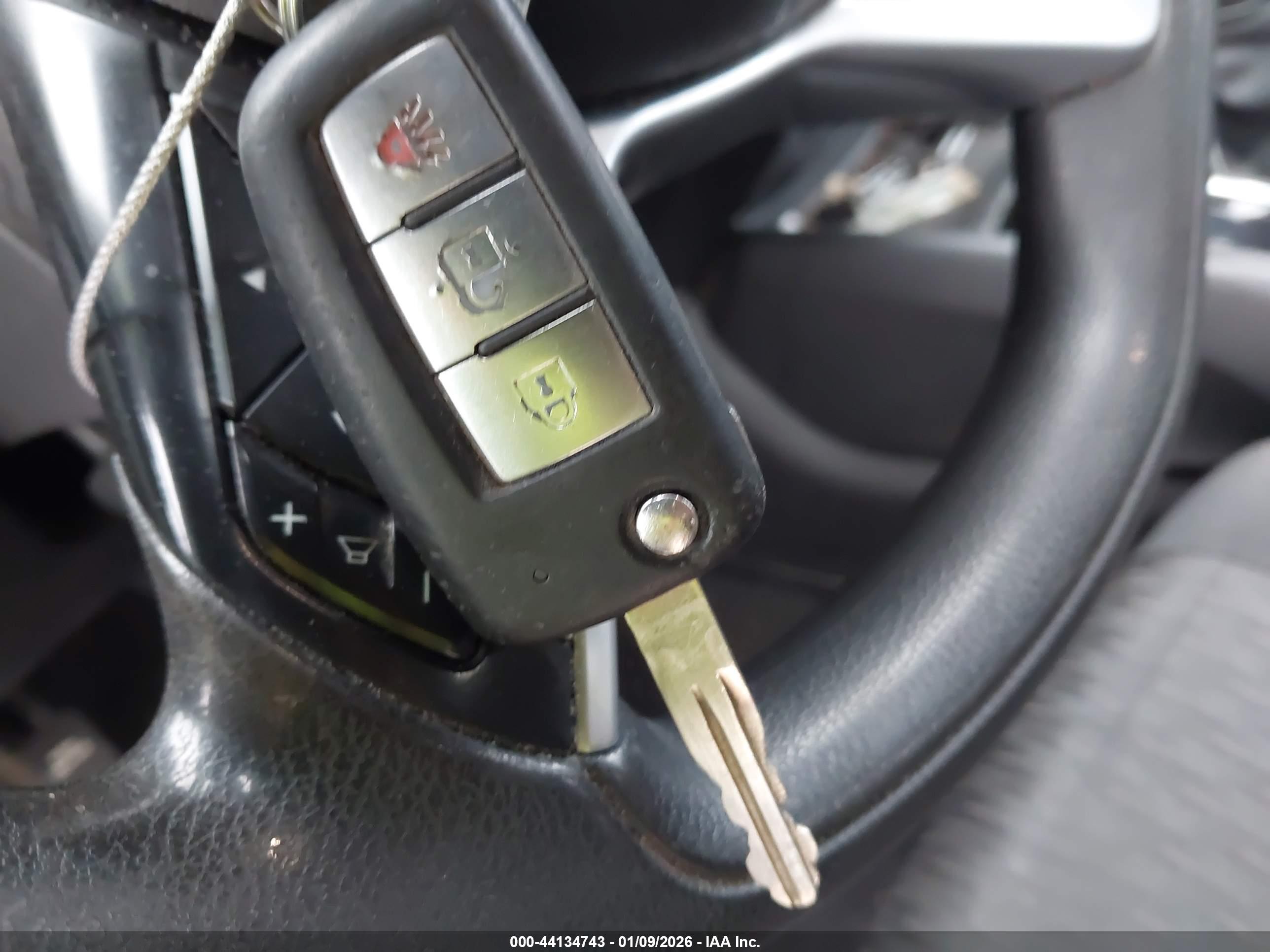 NISSAN ROGUE image 11