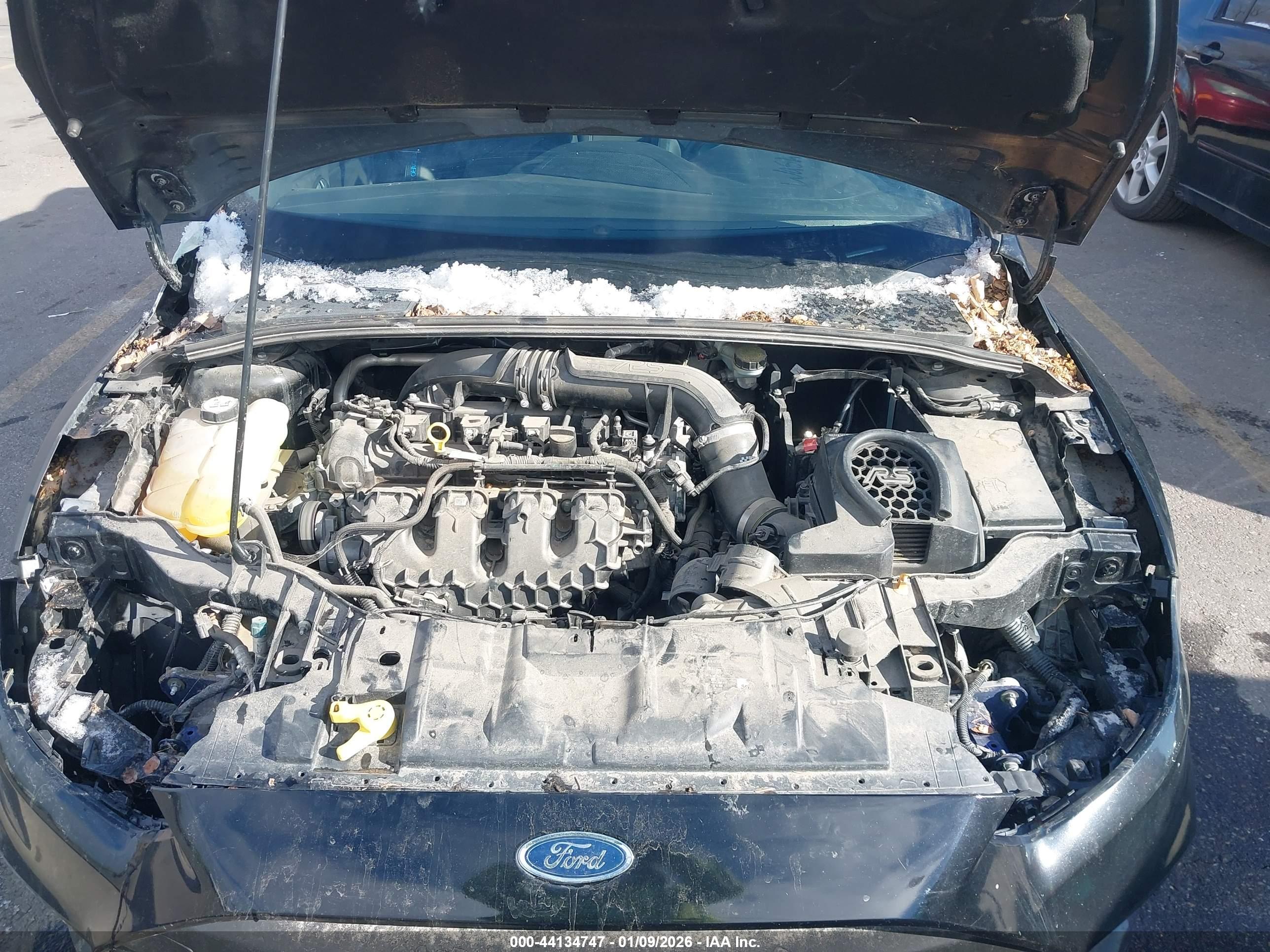 FORD FOCUS image 10