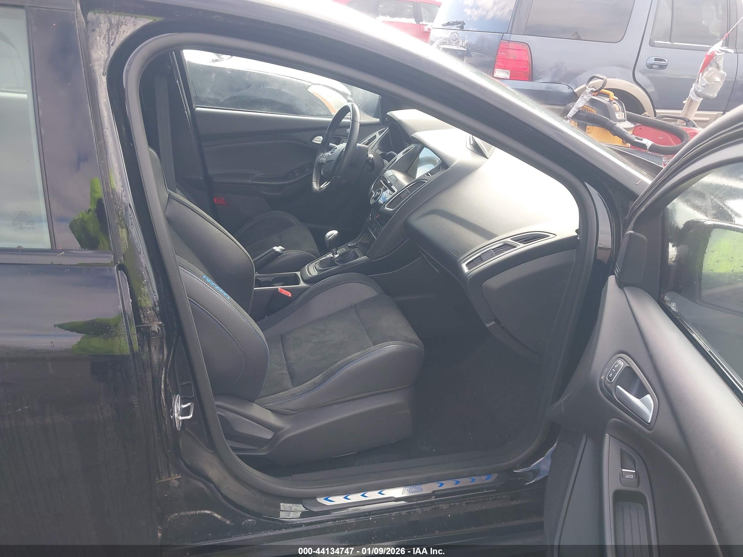 FORD FOCUS image 5