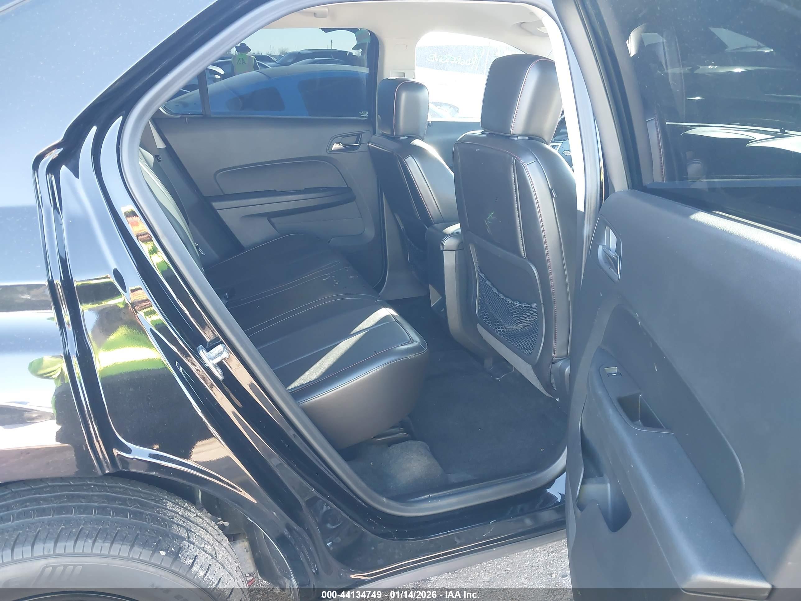 CHEVROLET EQUINOX image 8