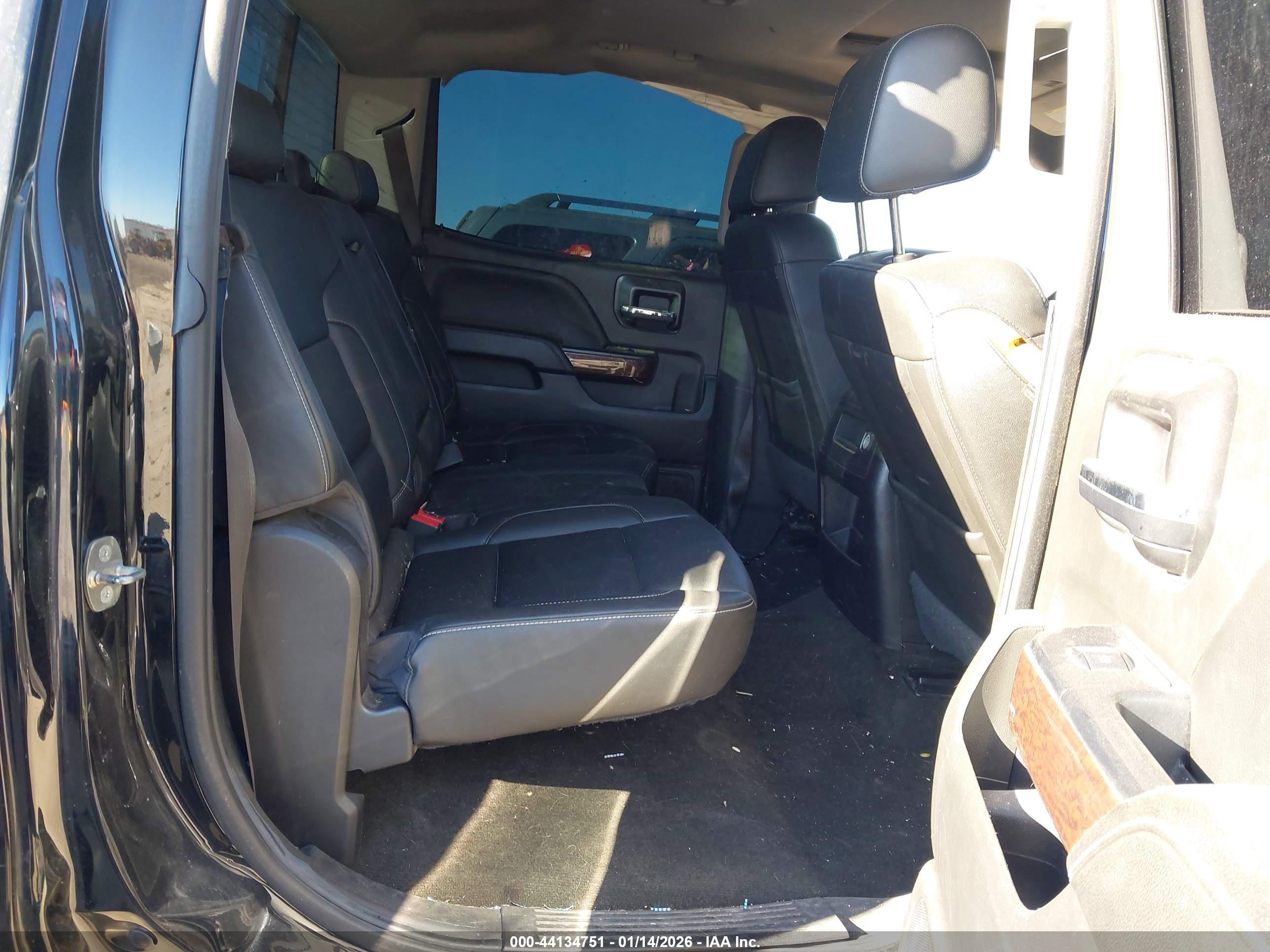 GMC SIERRA image 8