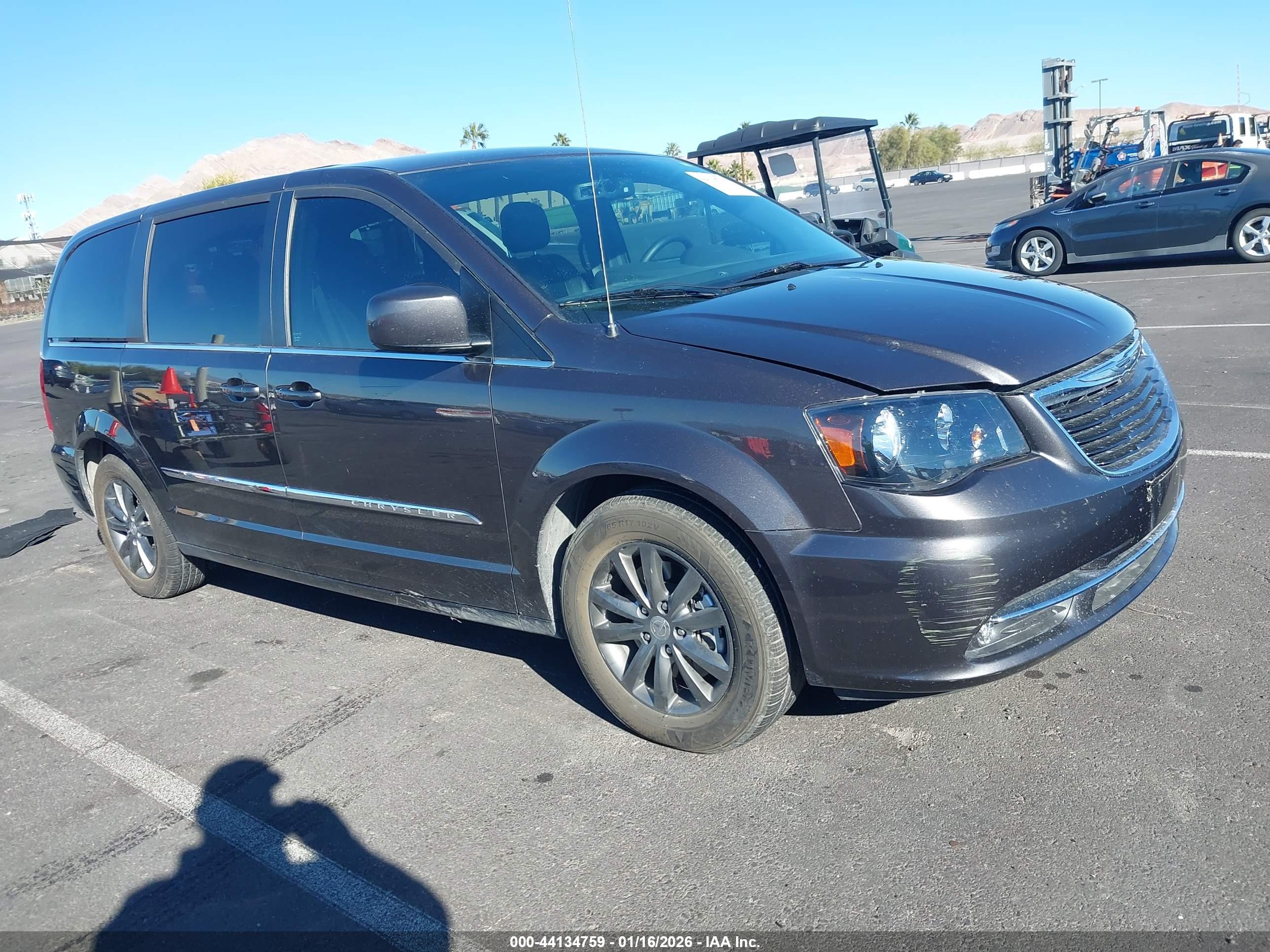 CHRYSLER TOWN image 6