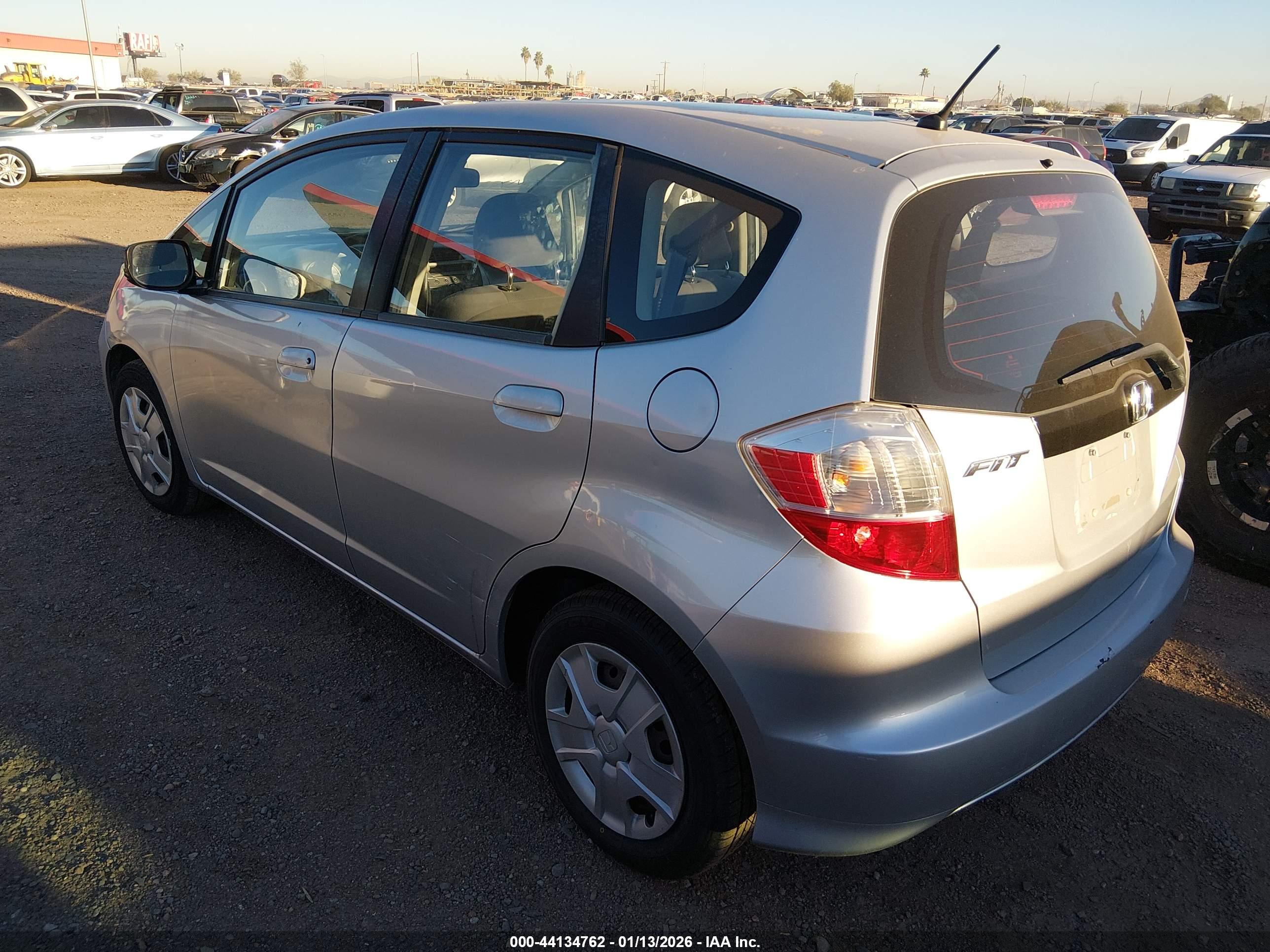 HONDA FIT image 3