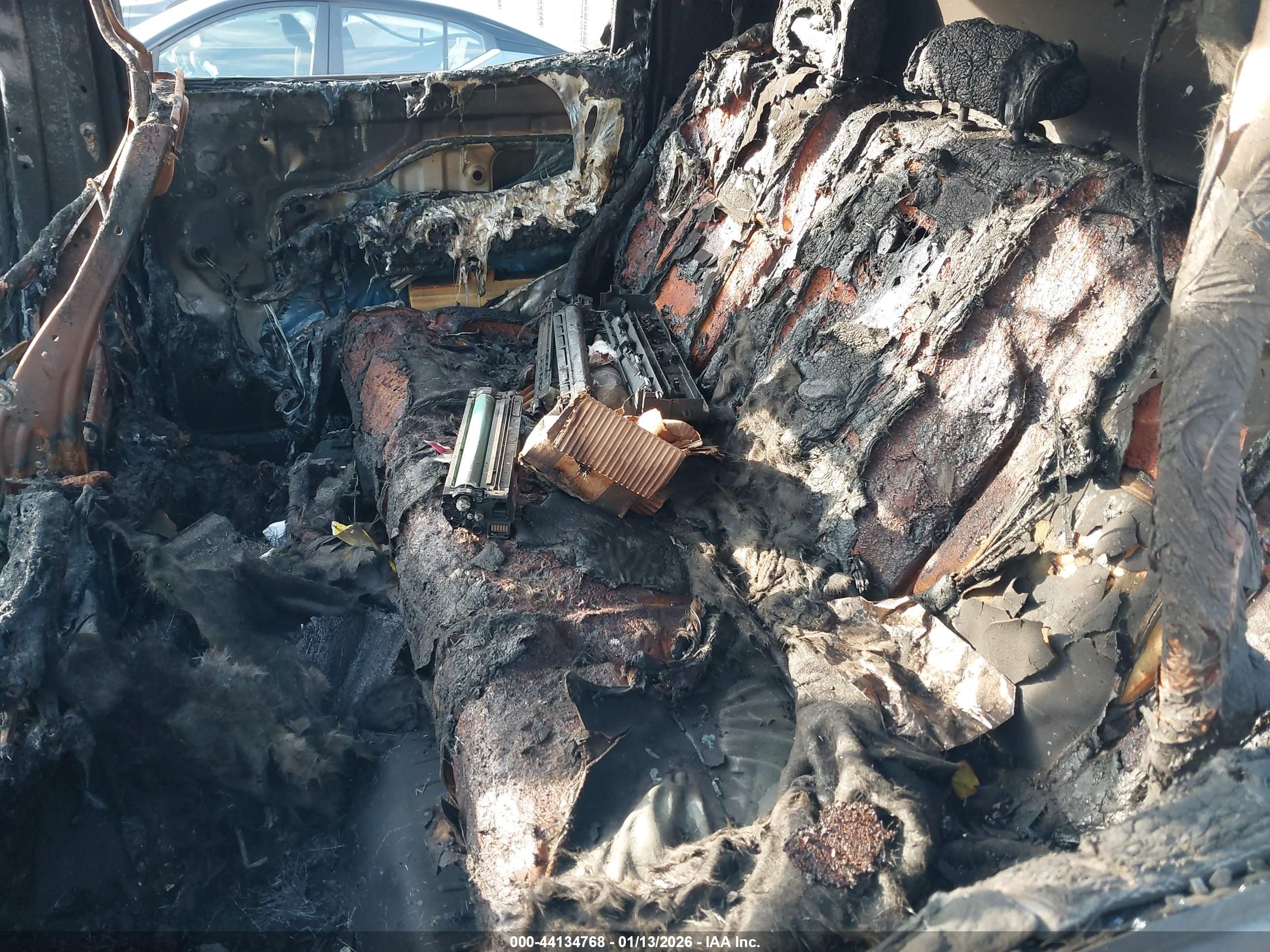 TOYOTA TUNDRA image 8