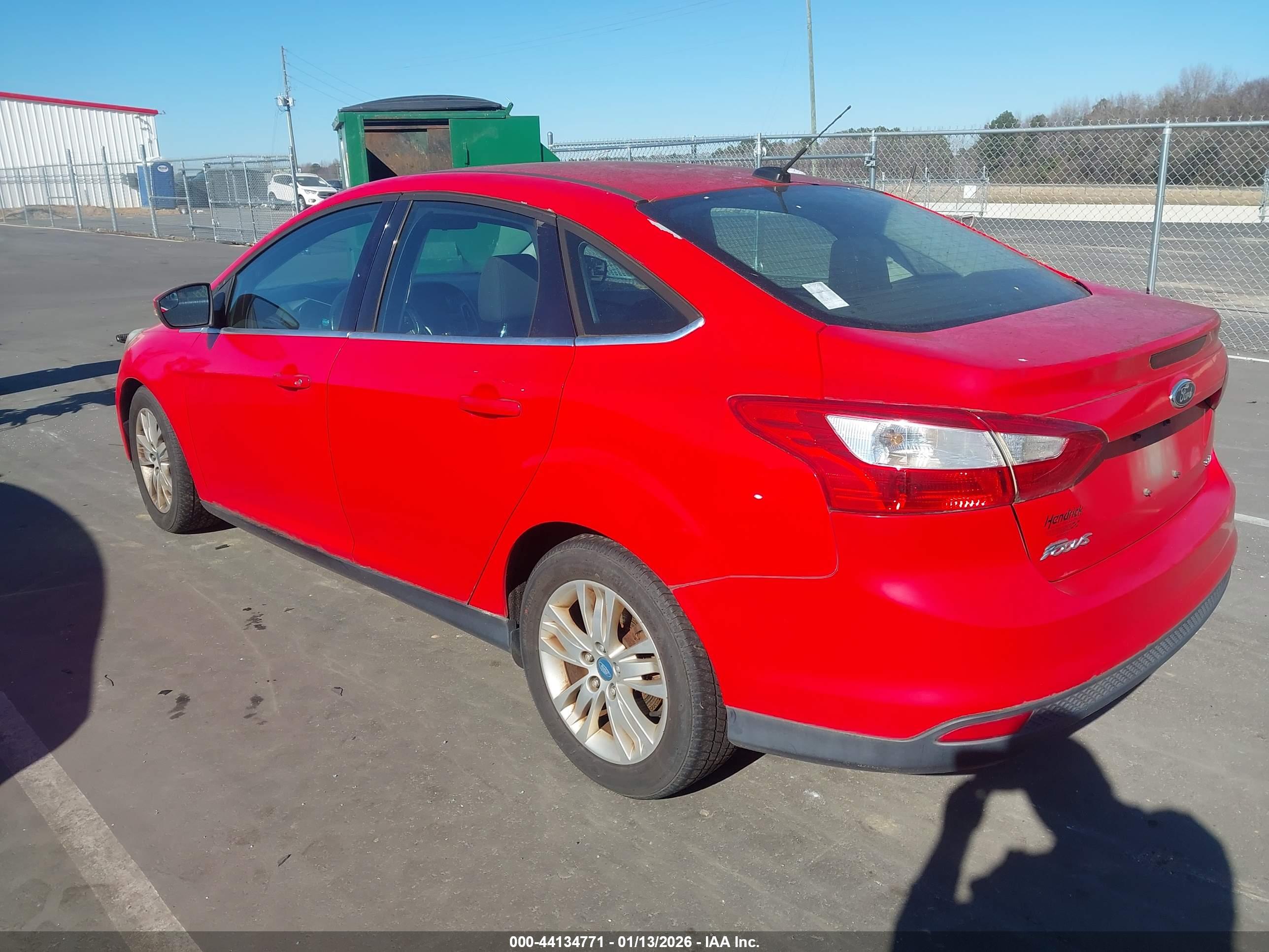 FORD FOCUS image 3