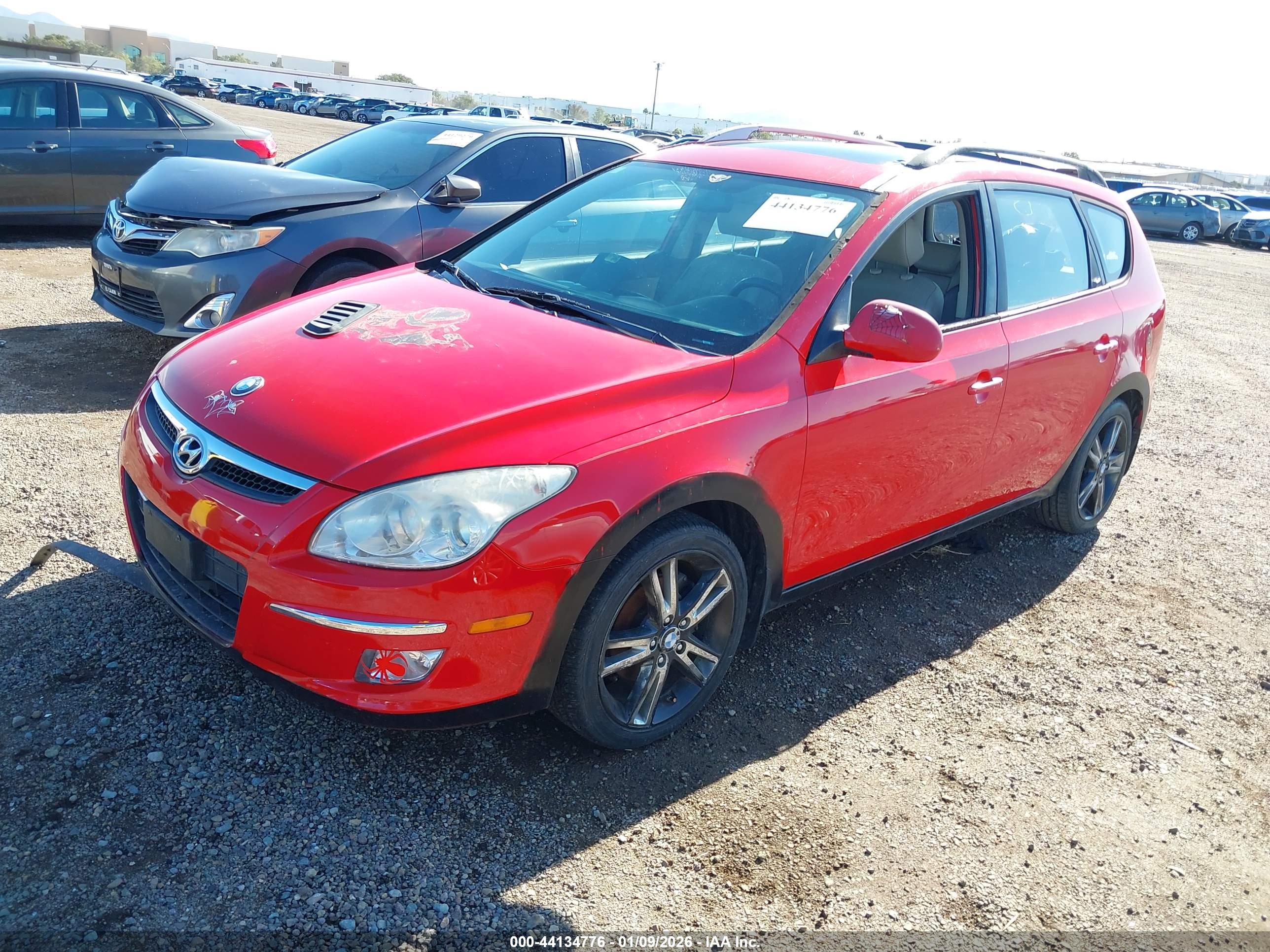 HYUNDAI ELANTRA image 2