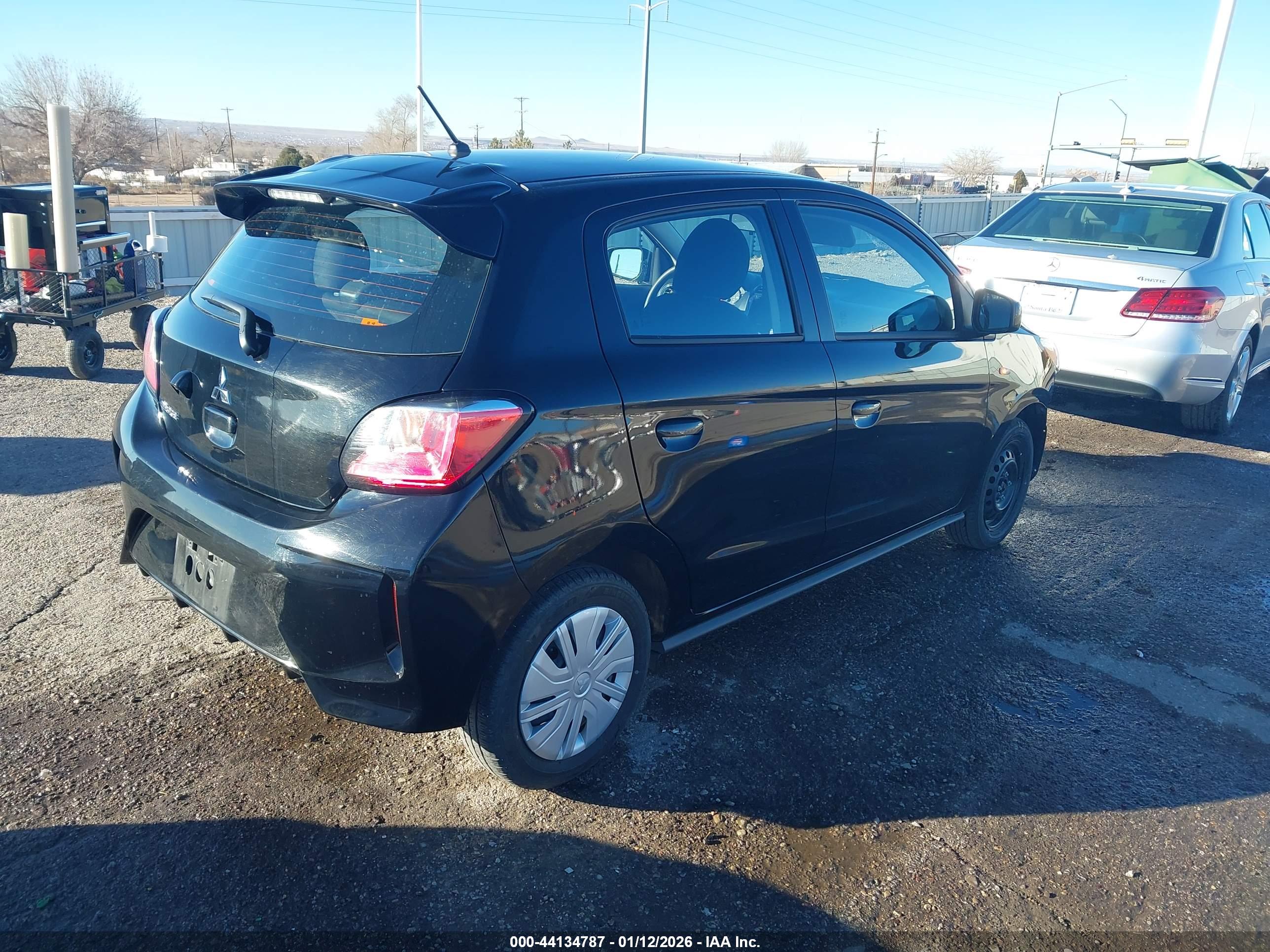 MITSUBISHI MIRAGE image 4