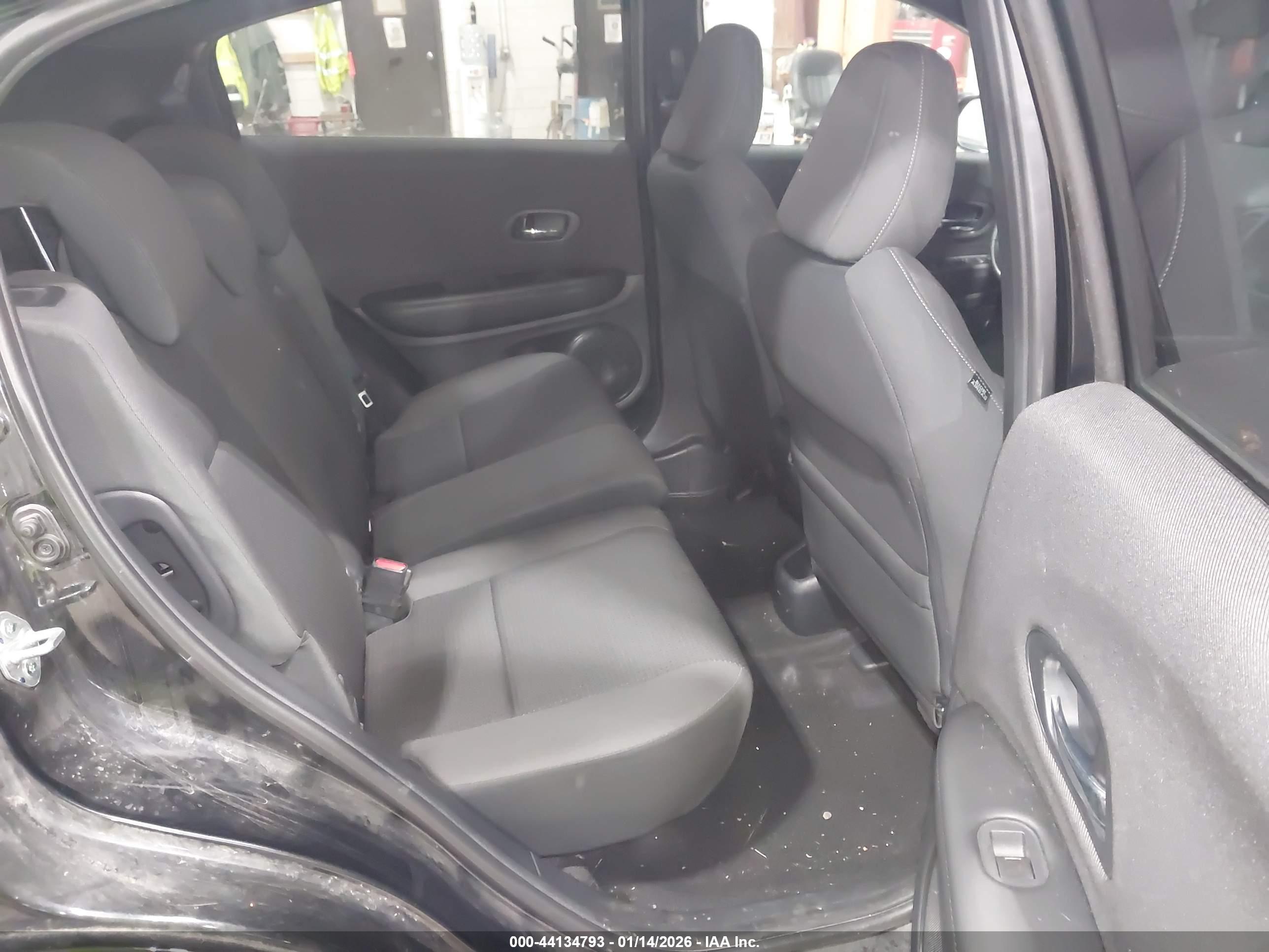 HONDA HR-V image 8