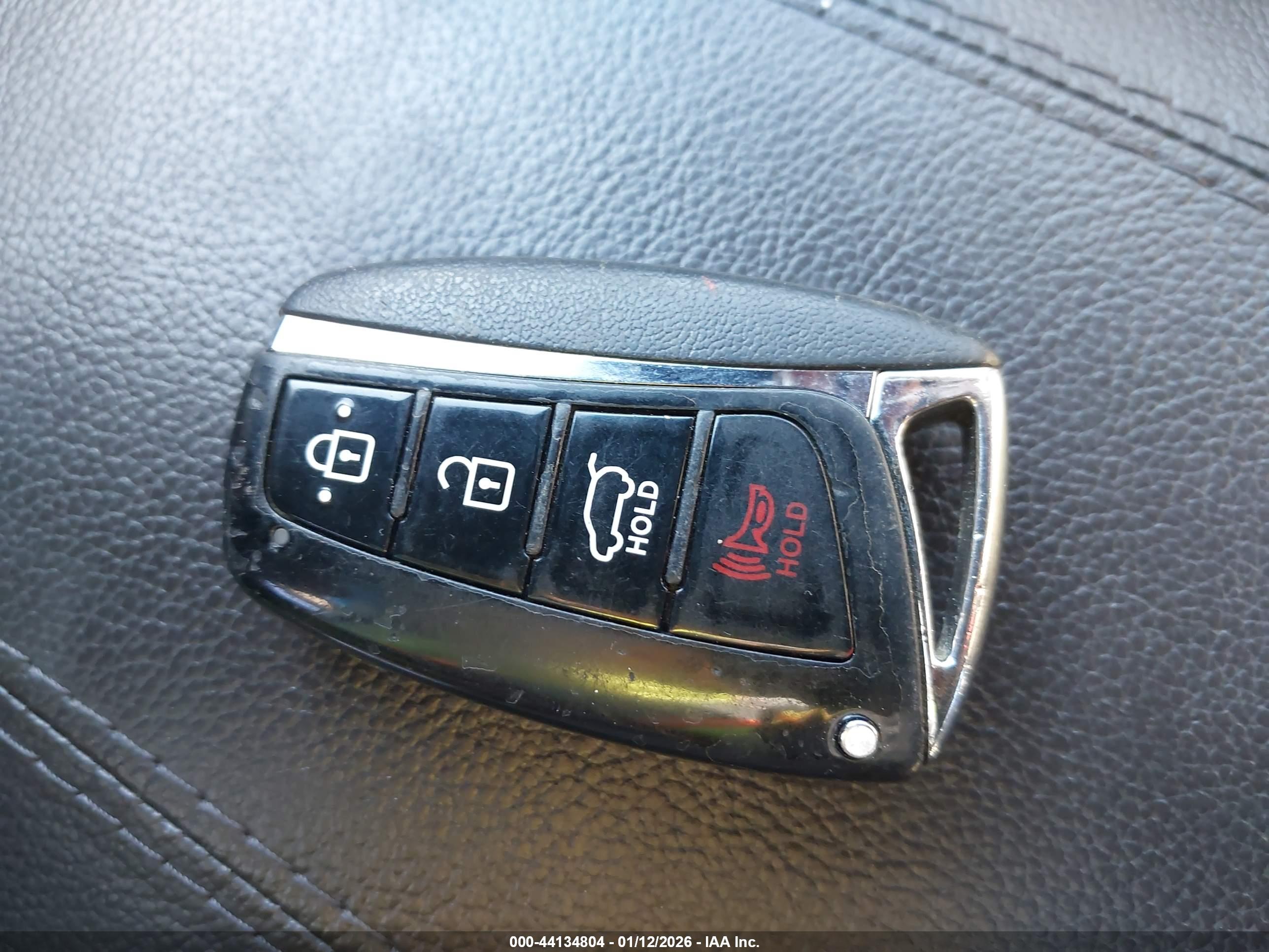 HYUNDAI SANTA image 11