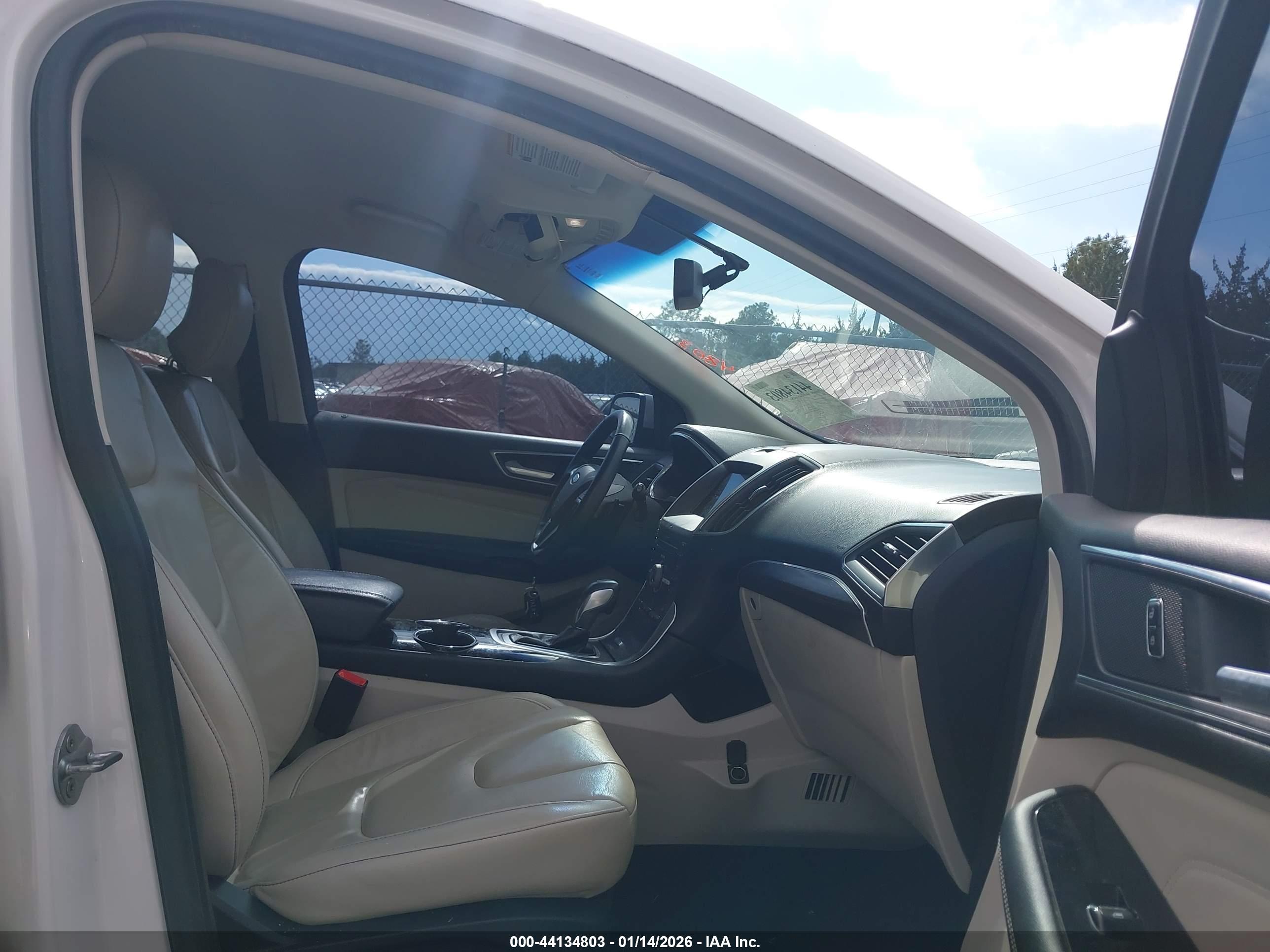 FORD EDGE image 5