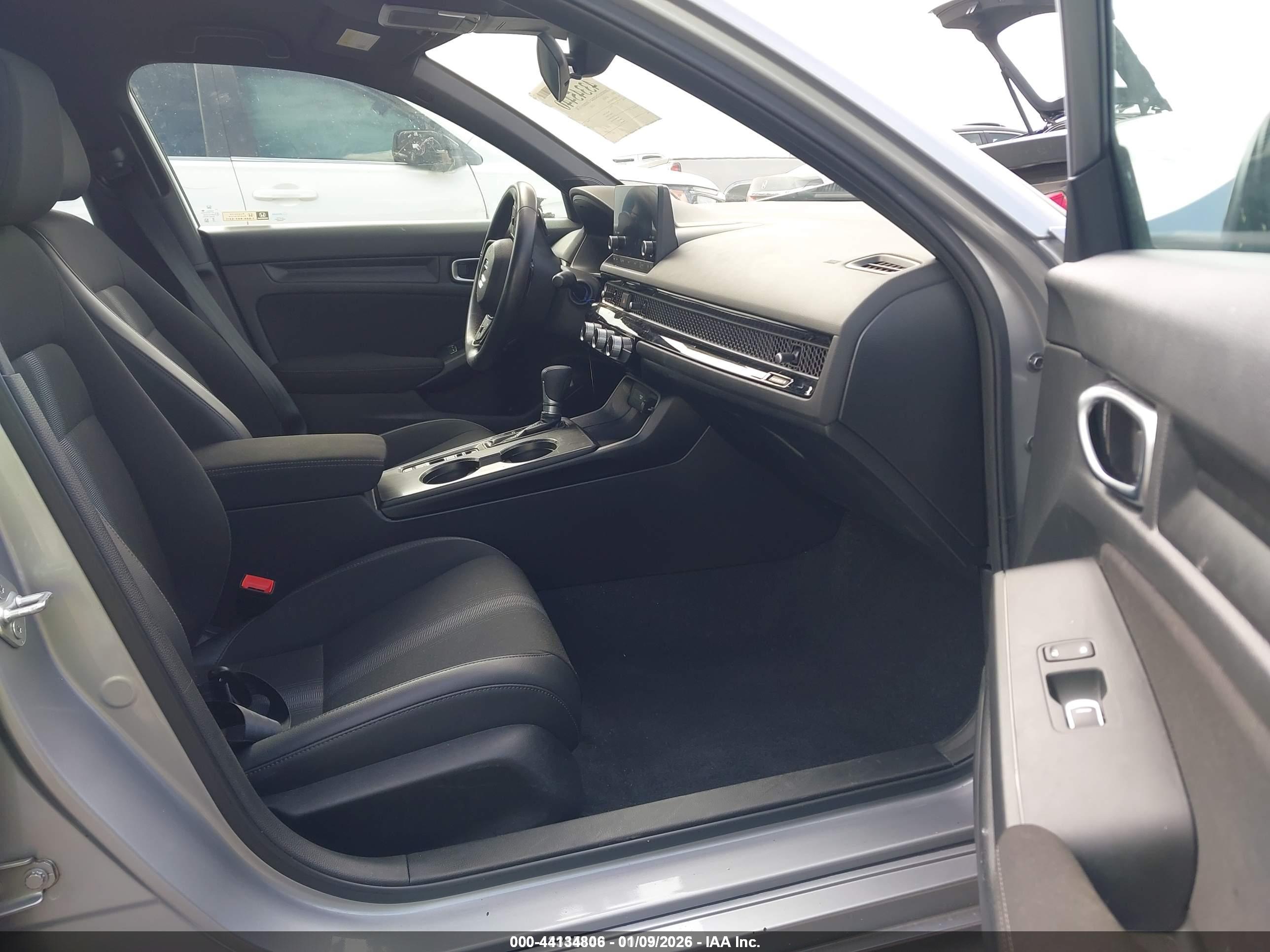 HONDA CIVIC image 5