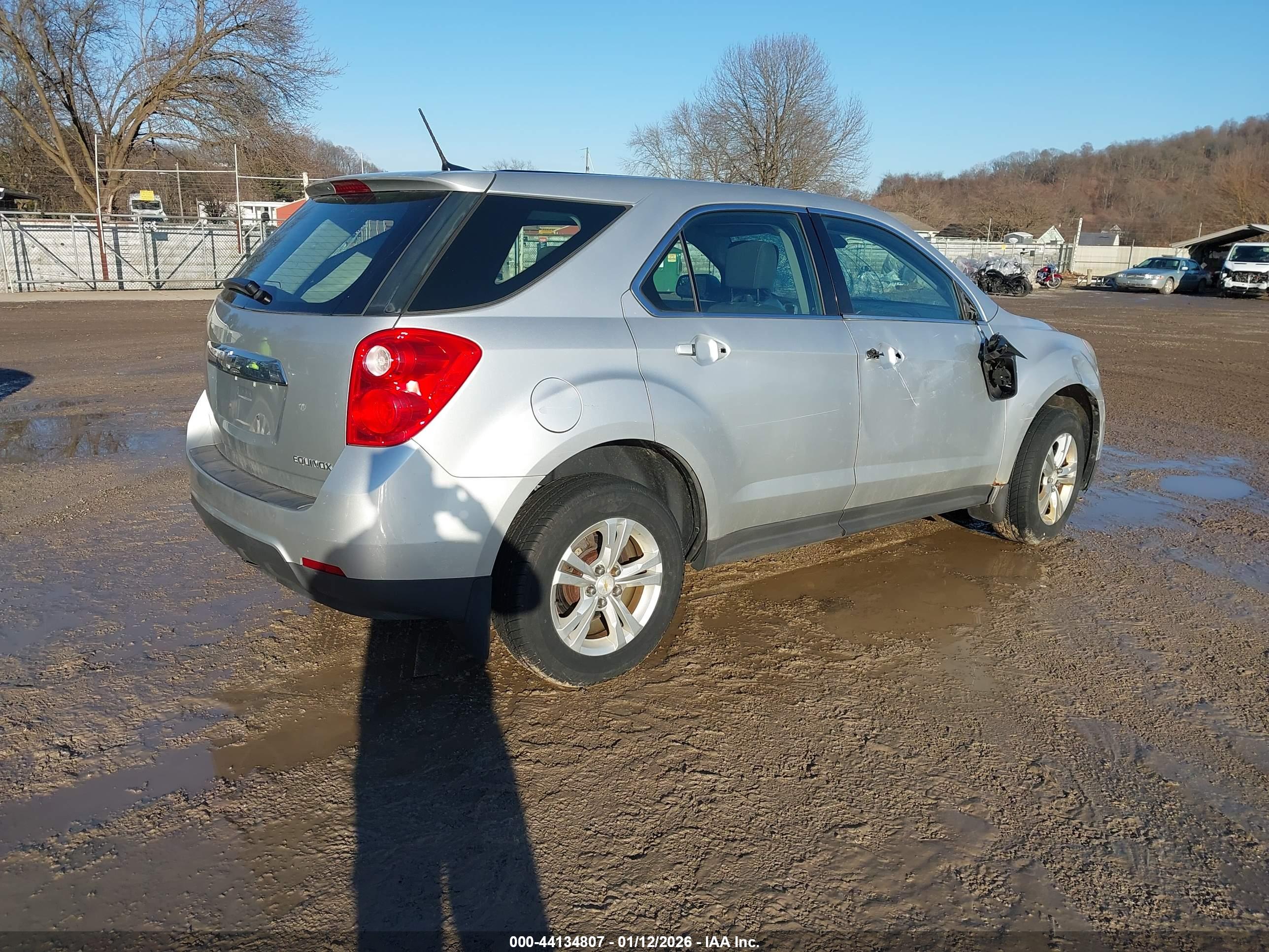CHEVROLET EQUINOX image 4
