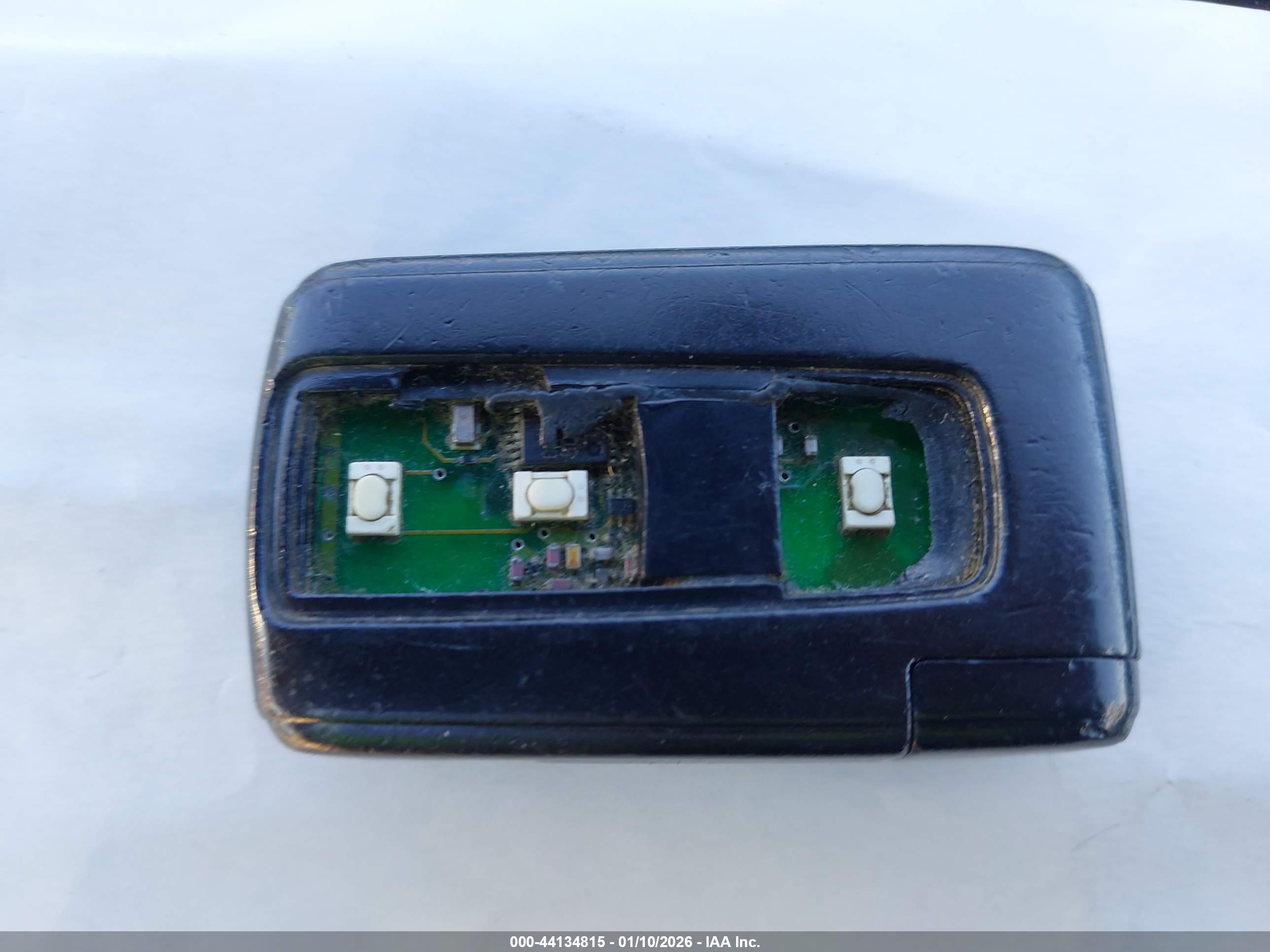 TOYOTA PRIUS image 11