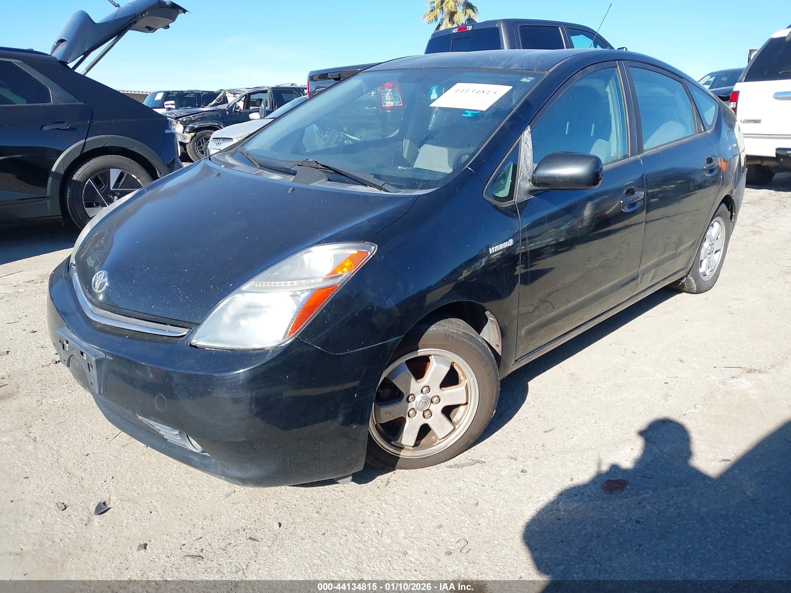 TOYOTA PRIUS image 2