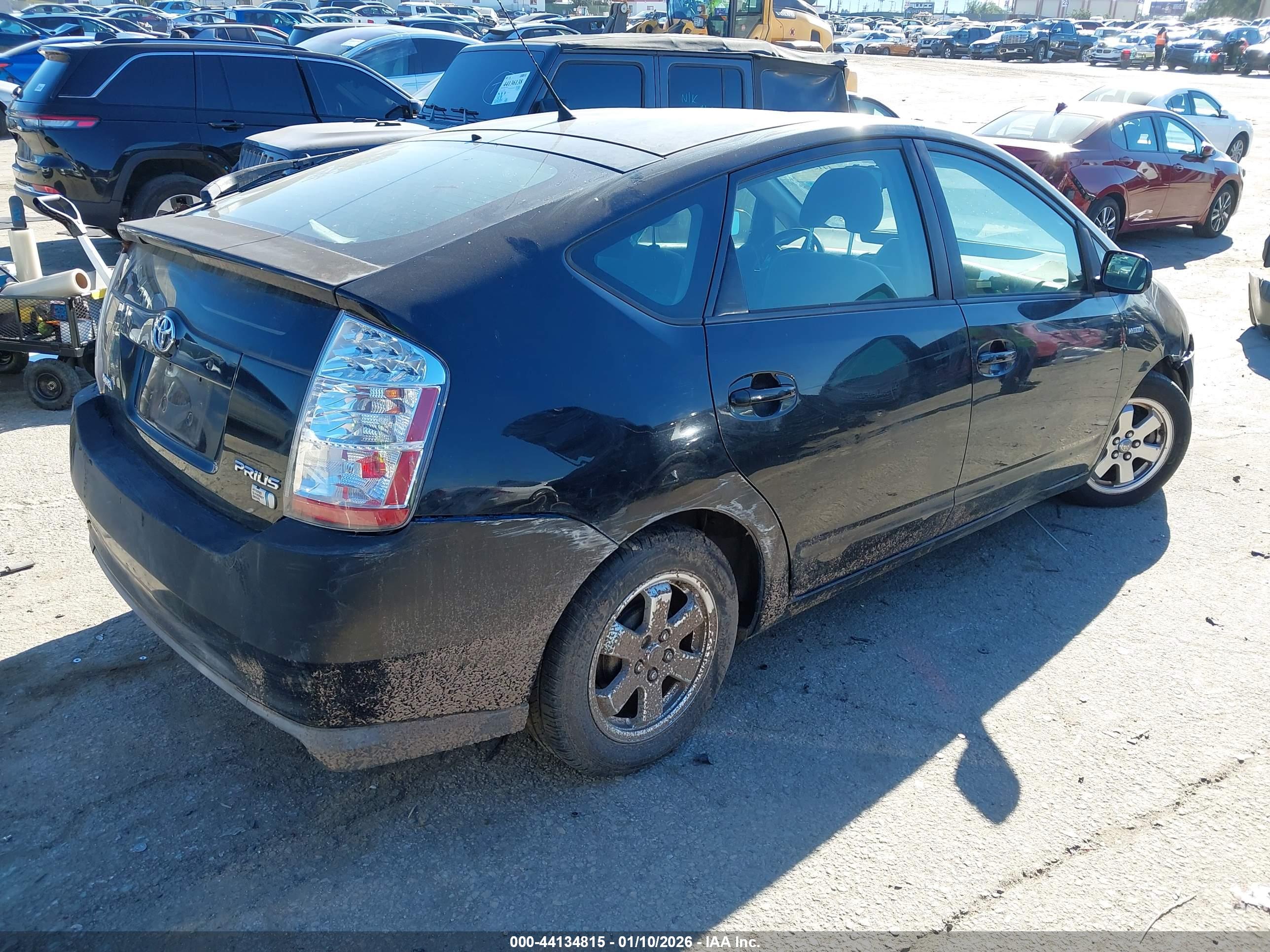 TOYOTA PRIUS image 4