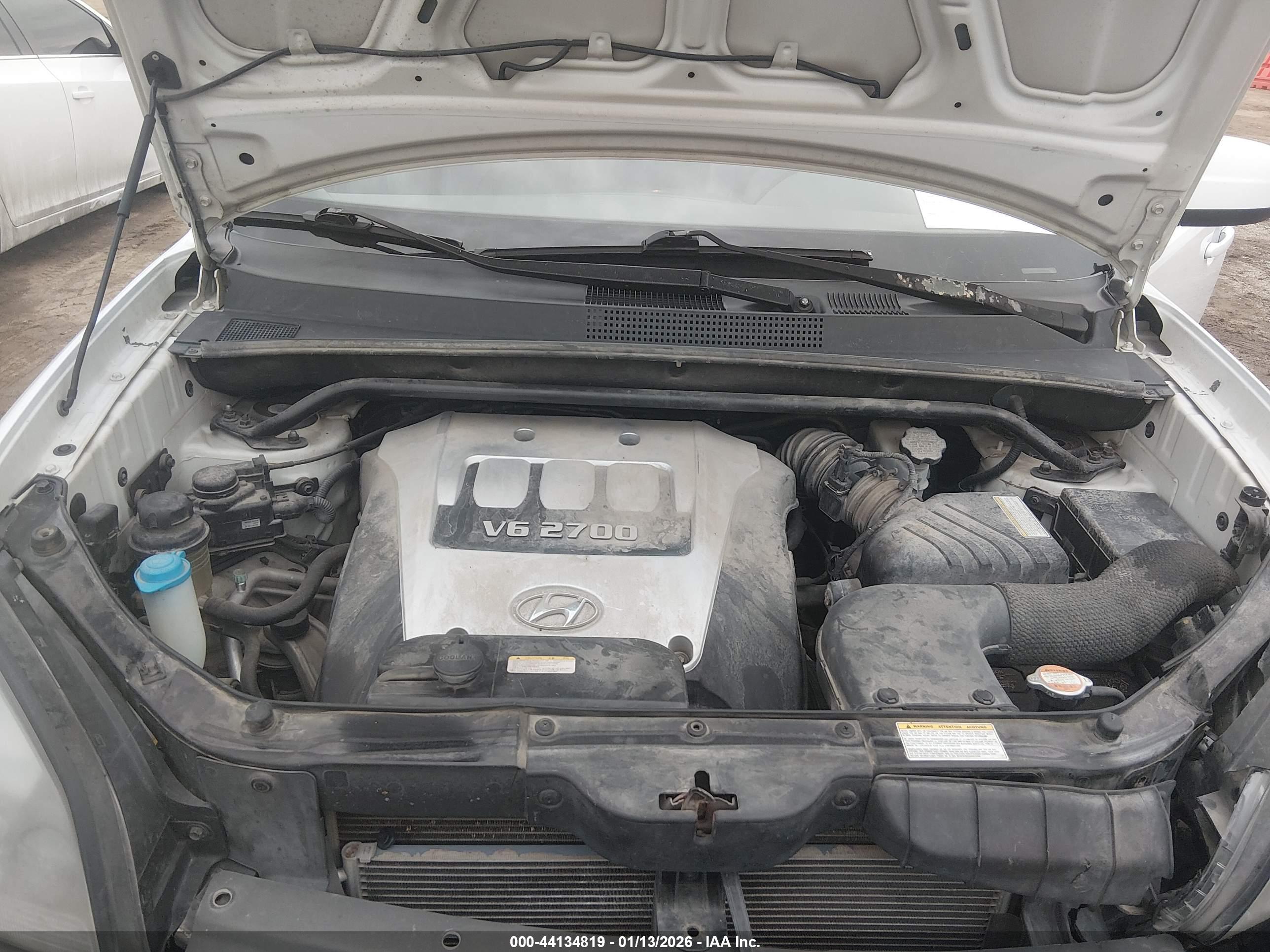 HYUNDAI TUCSON image 10