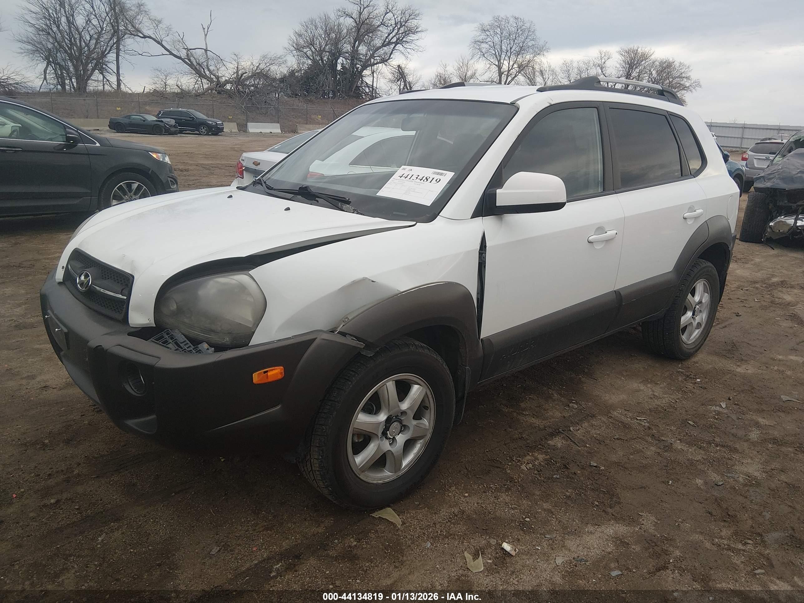 HYUNDAI TUCSON image 2