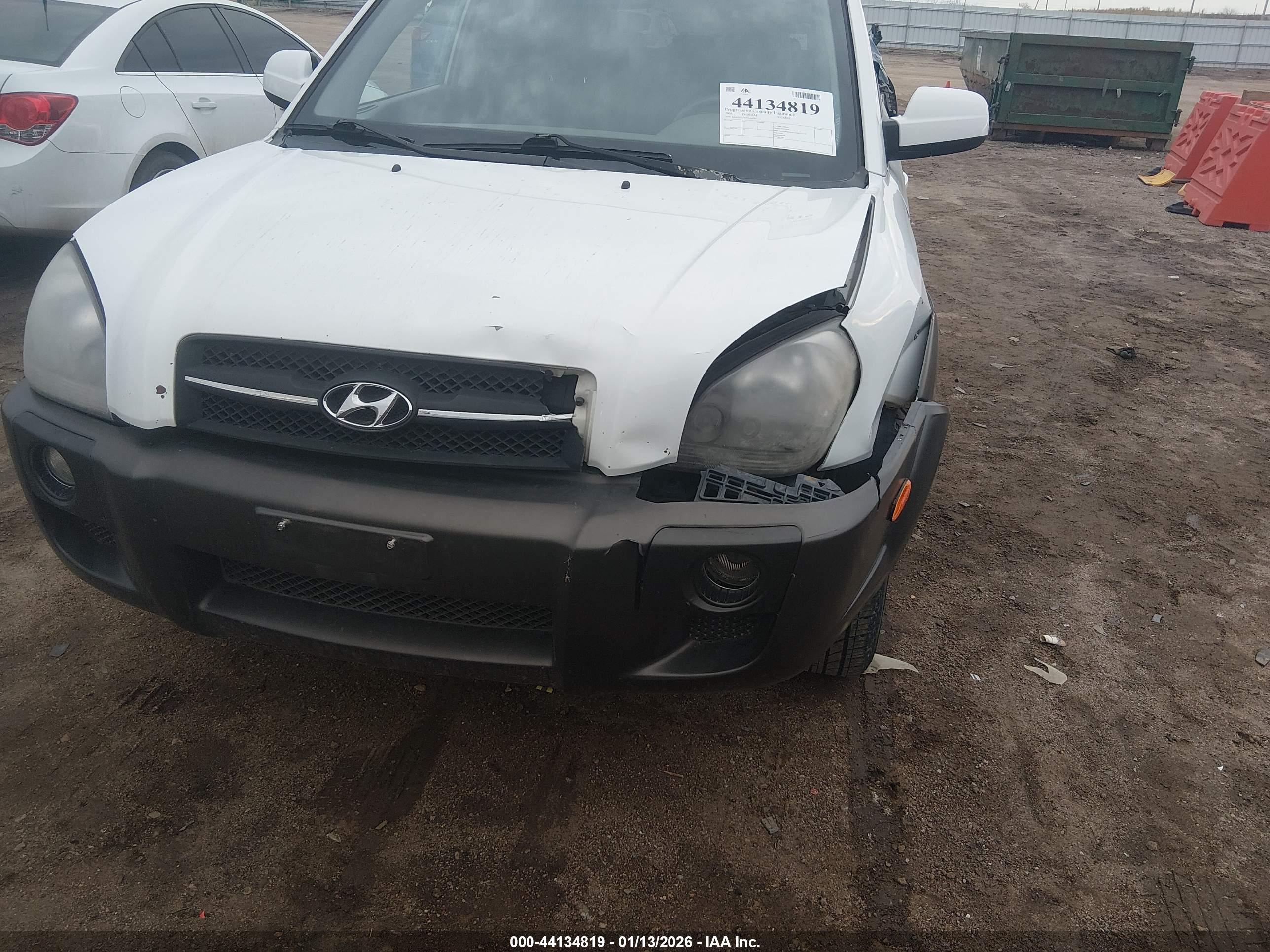 HYUNDAI TUCSON image 6