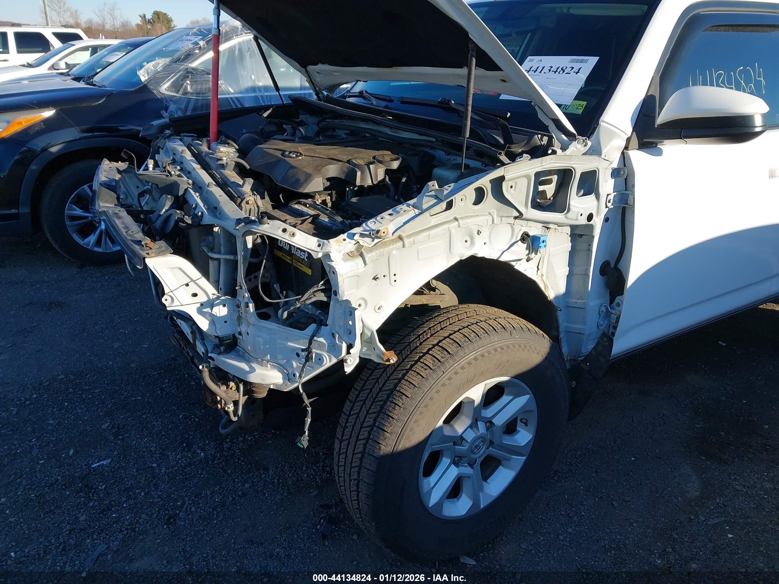 TOYOTA 4RUNNER image 6