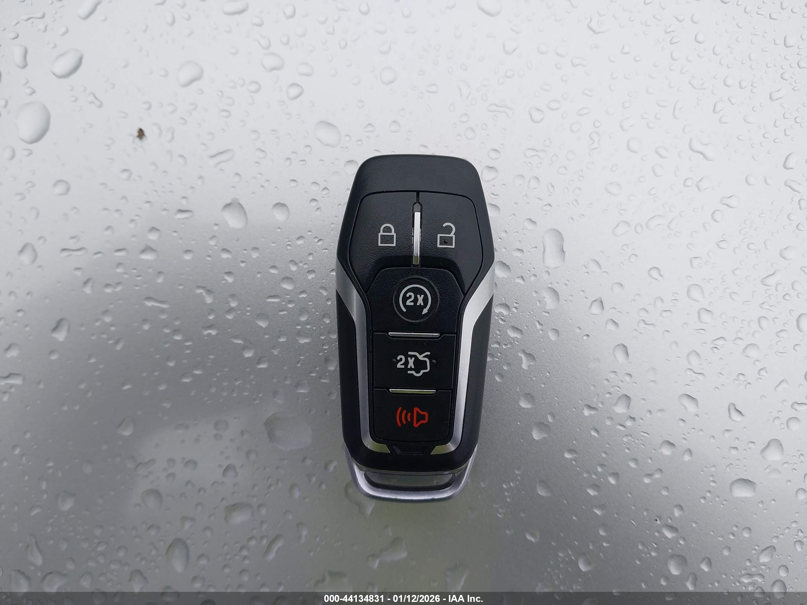 FORD EXPLORER image 11