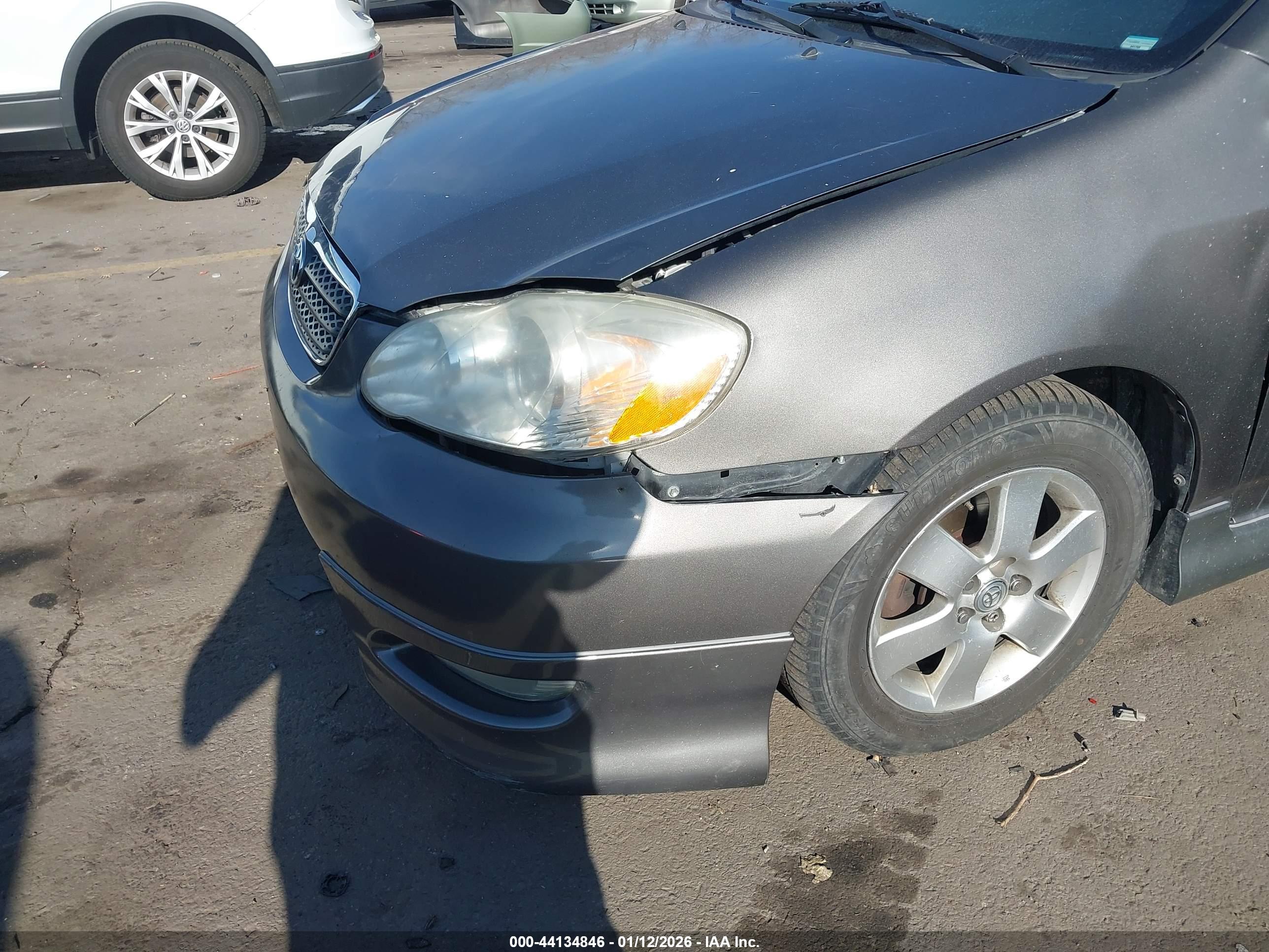 TOYOTA COROLLA image 6