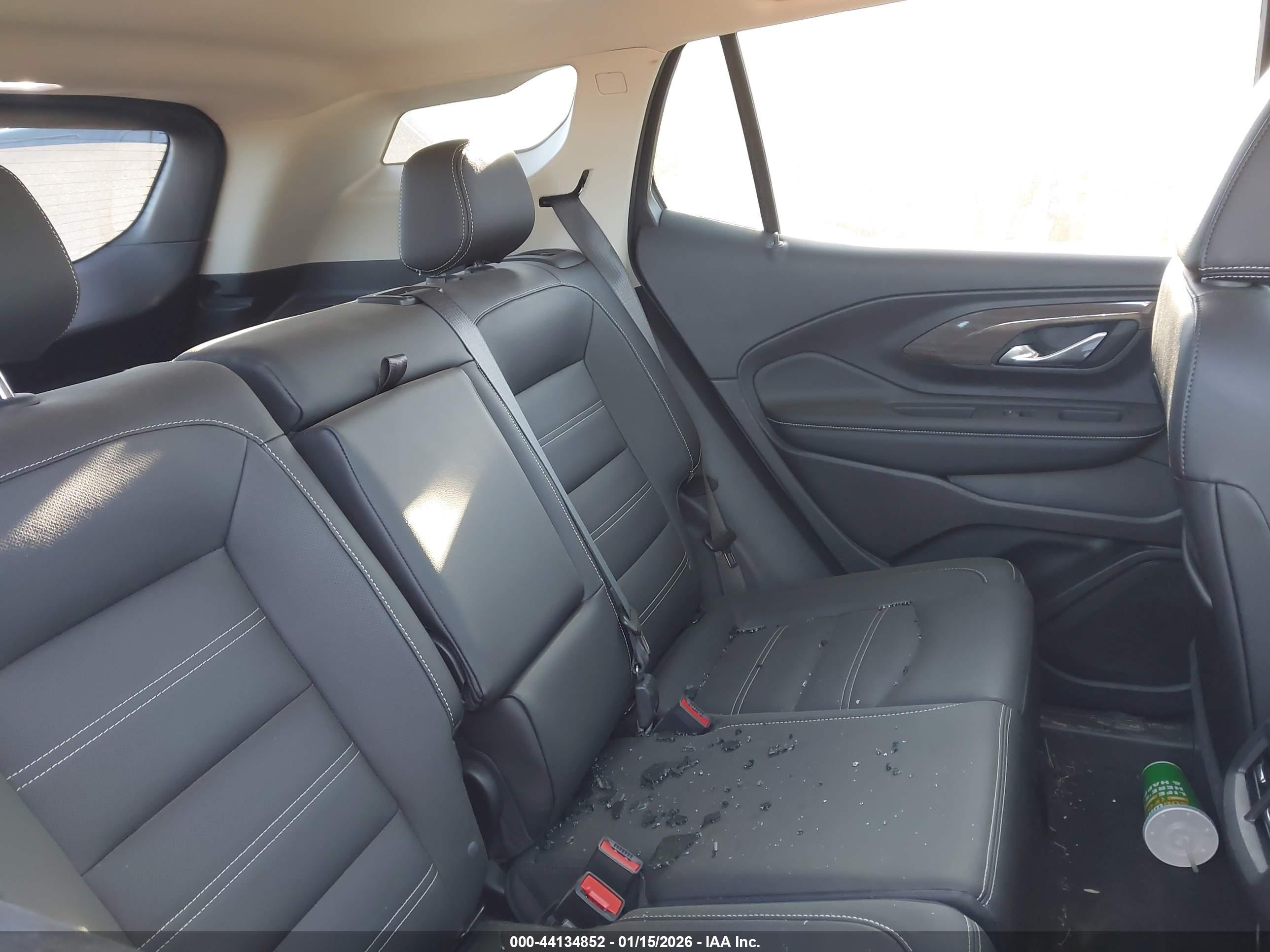 GMC TERRAIN image 8