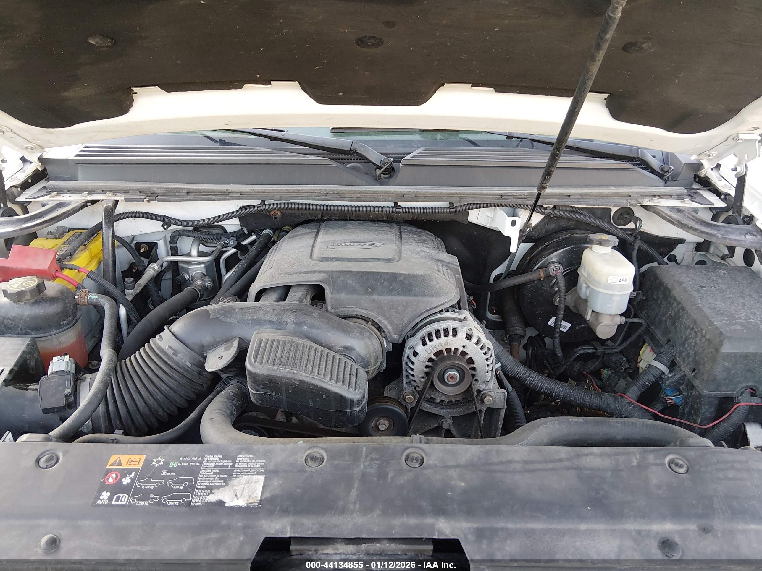 CHEVROLET SUBURBAN image 10