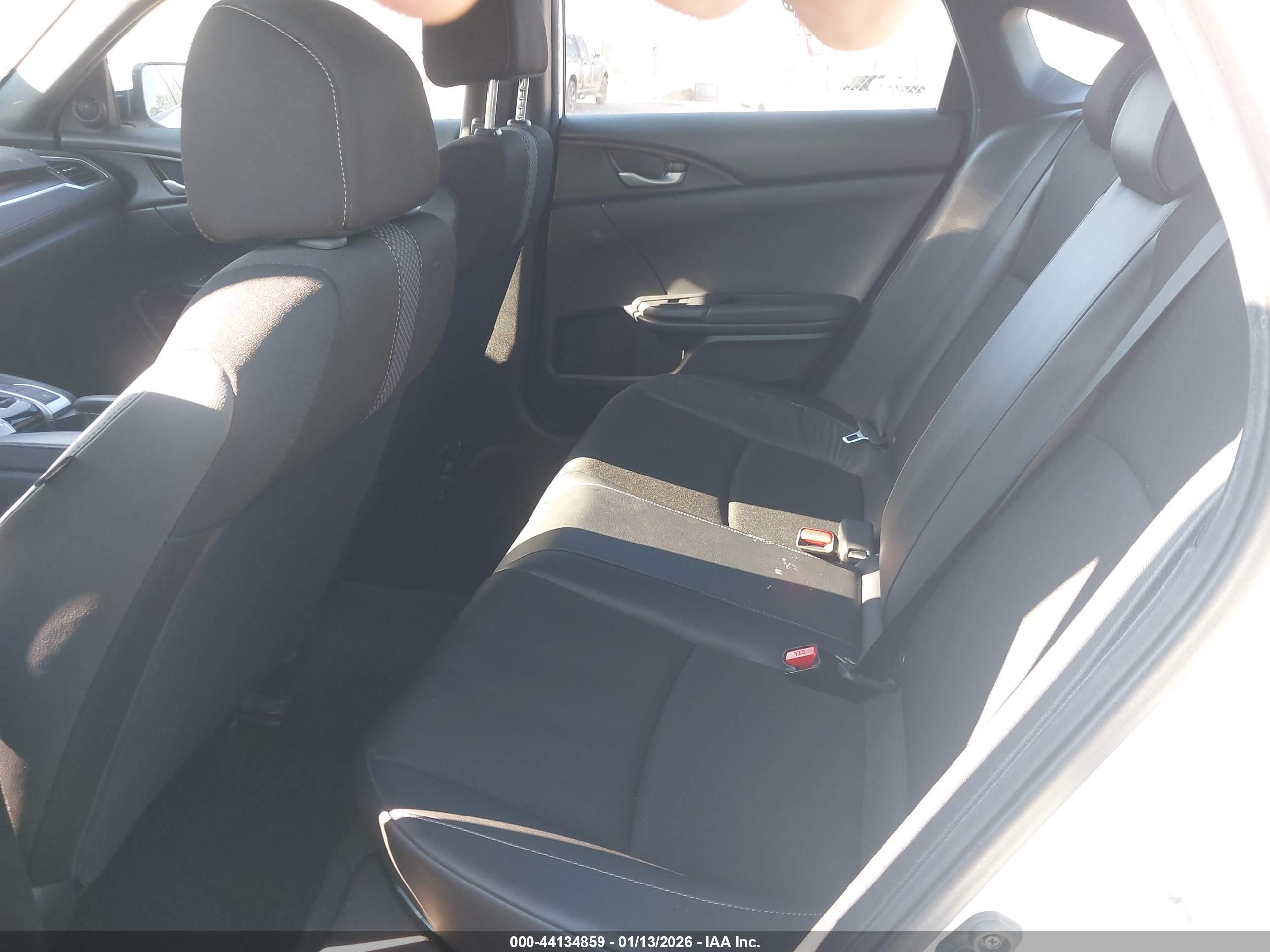 HONDA CIVIC image 8