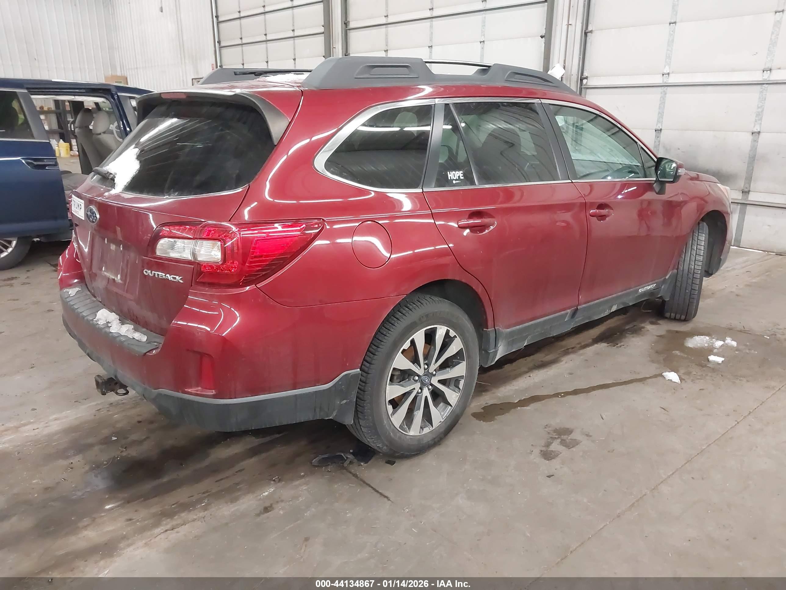 SUBARU OUTBACK image 4