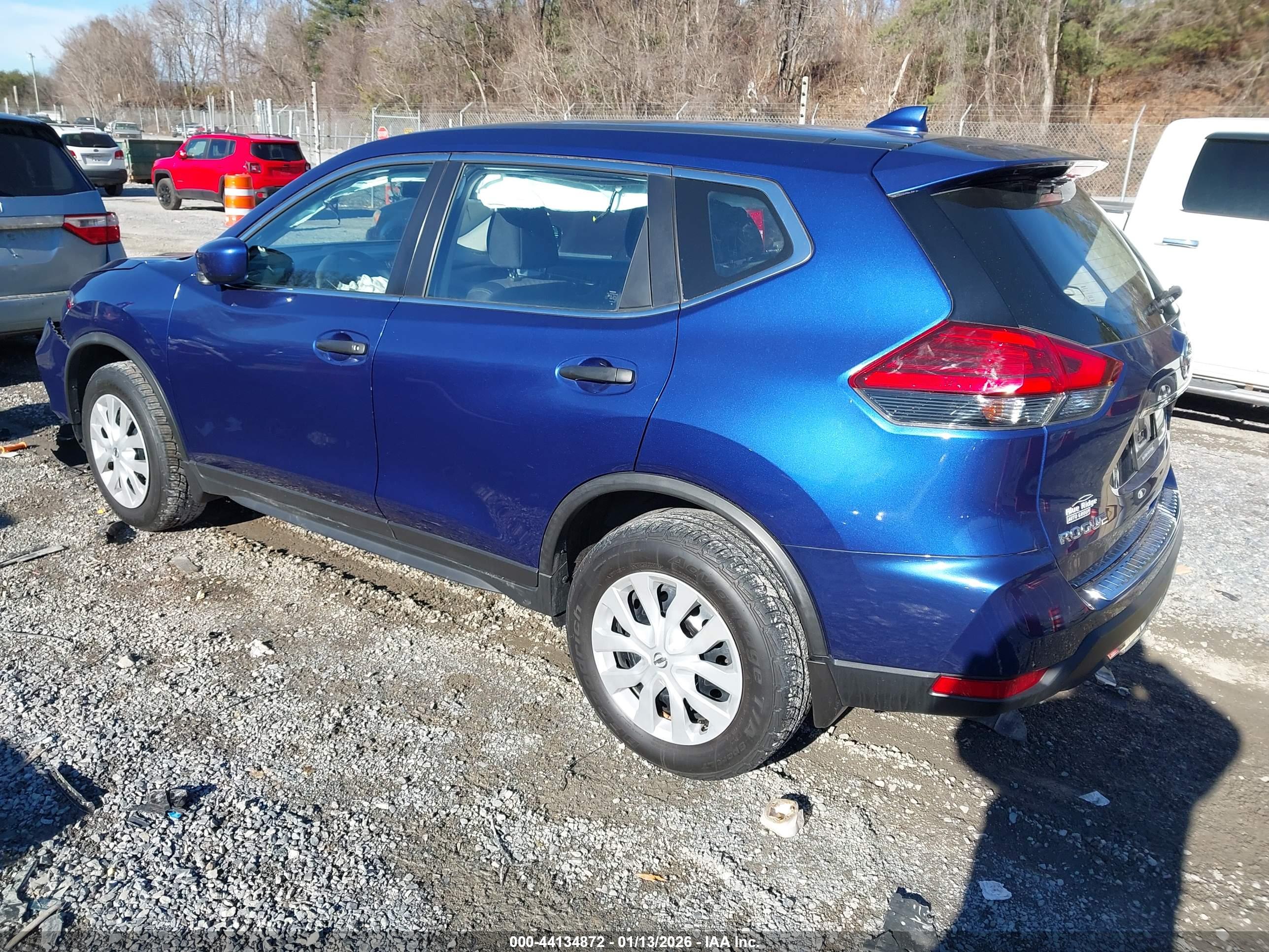 NISSAN ROGUE image 3