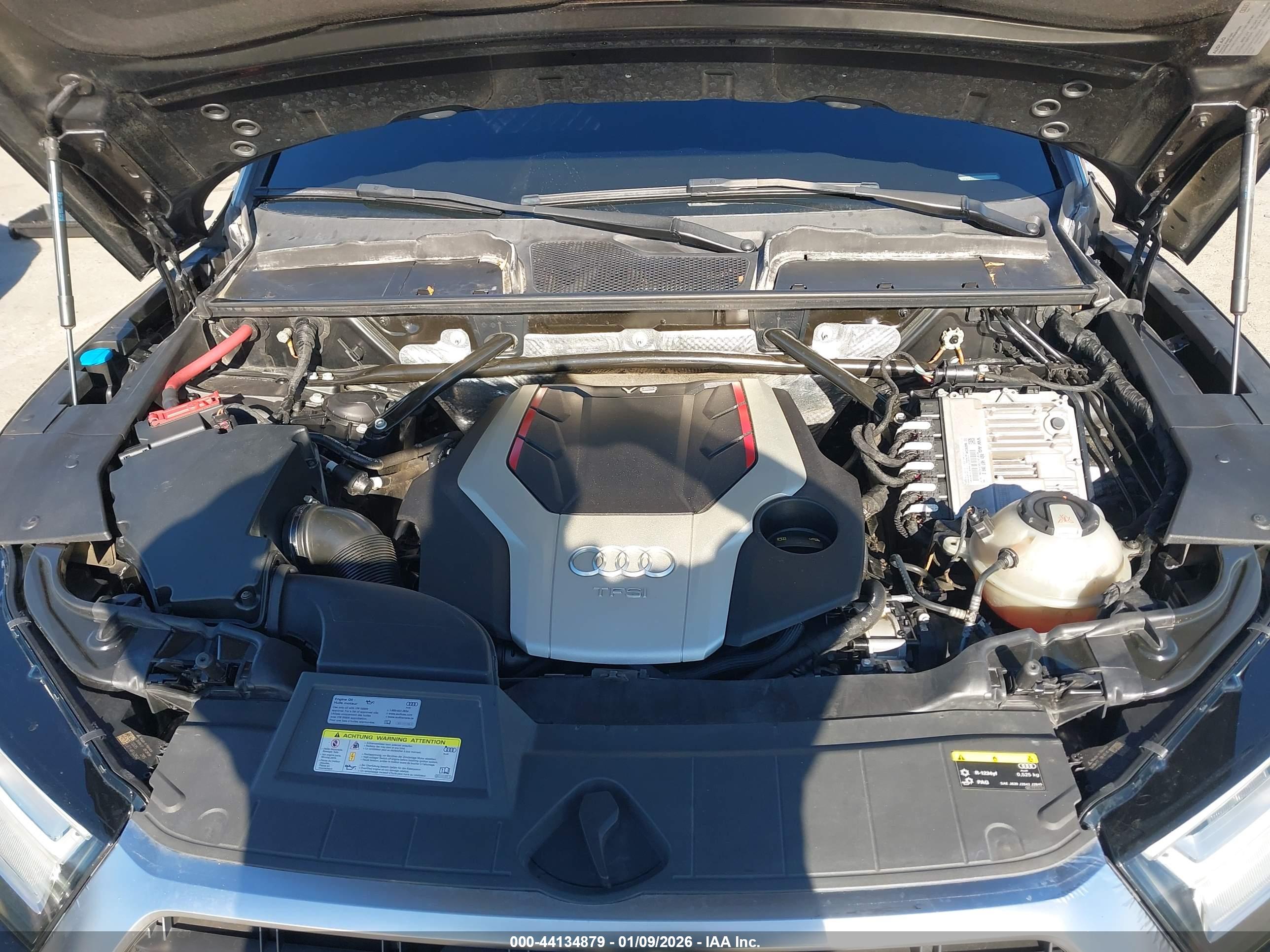 AUDI SQ5 image 10