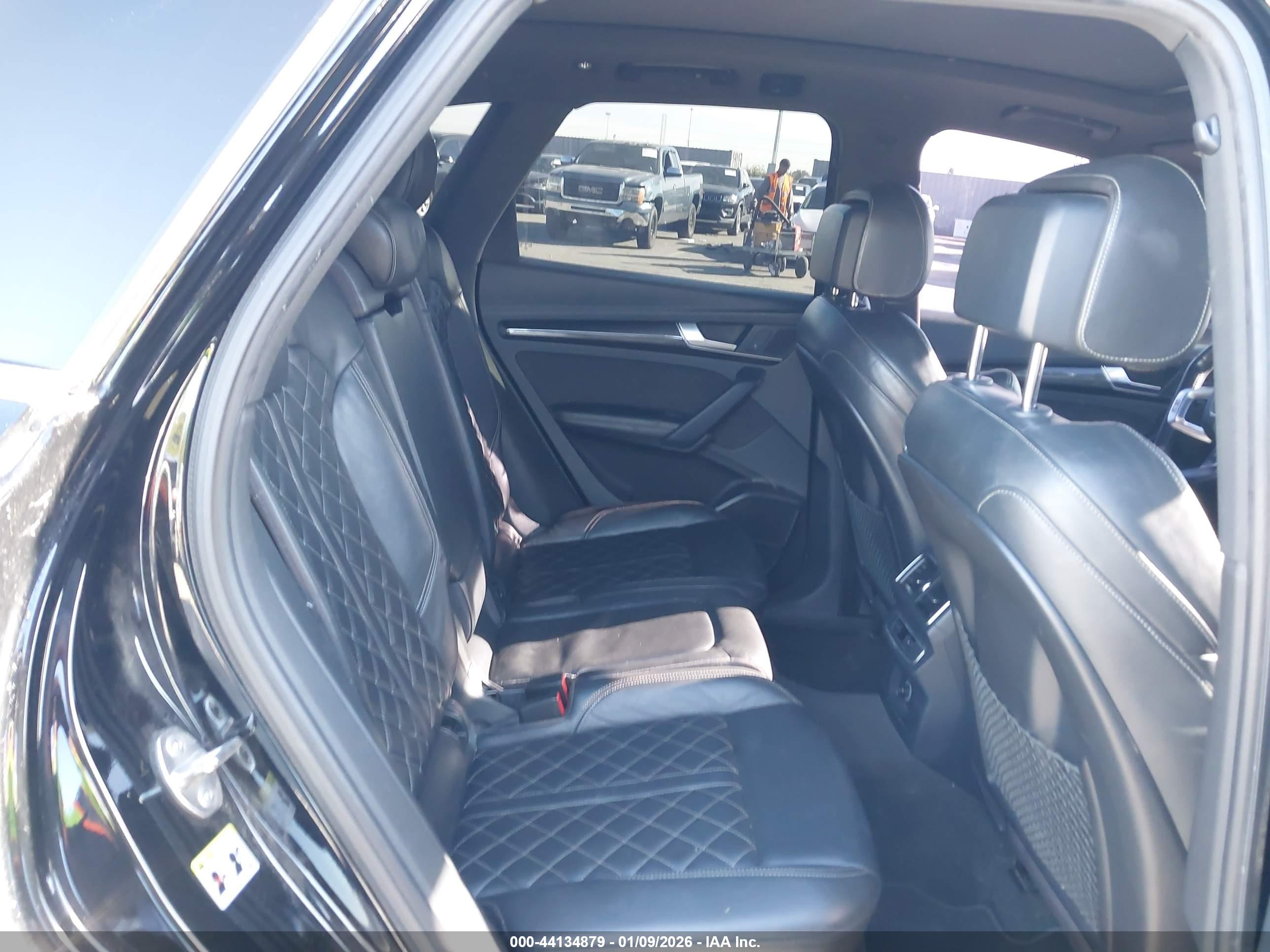 AUDI SQ5 image 8