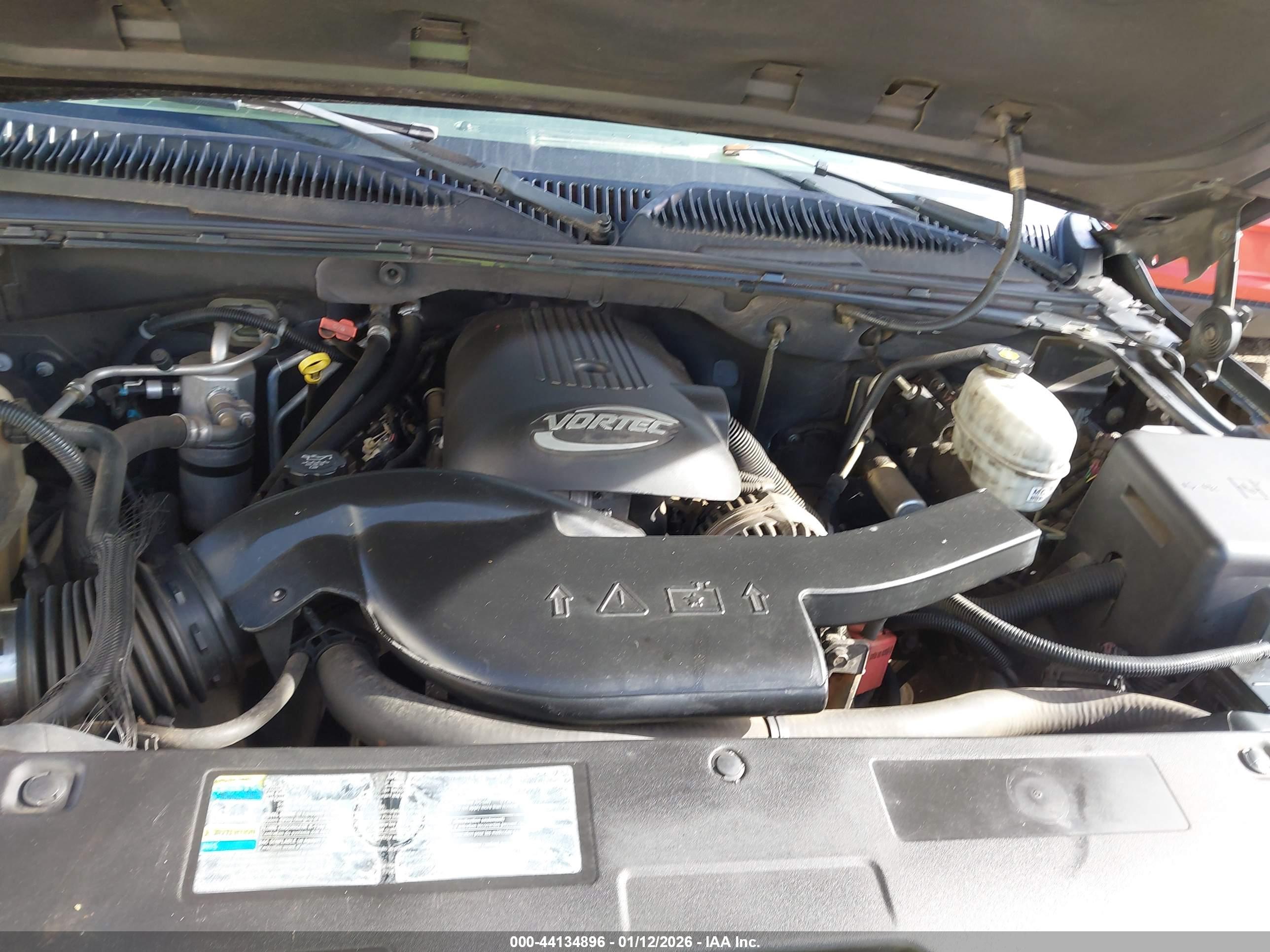 CHEVROLET TAHOE image 10