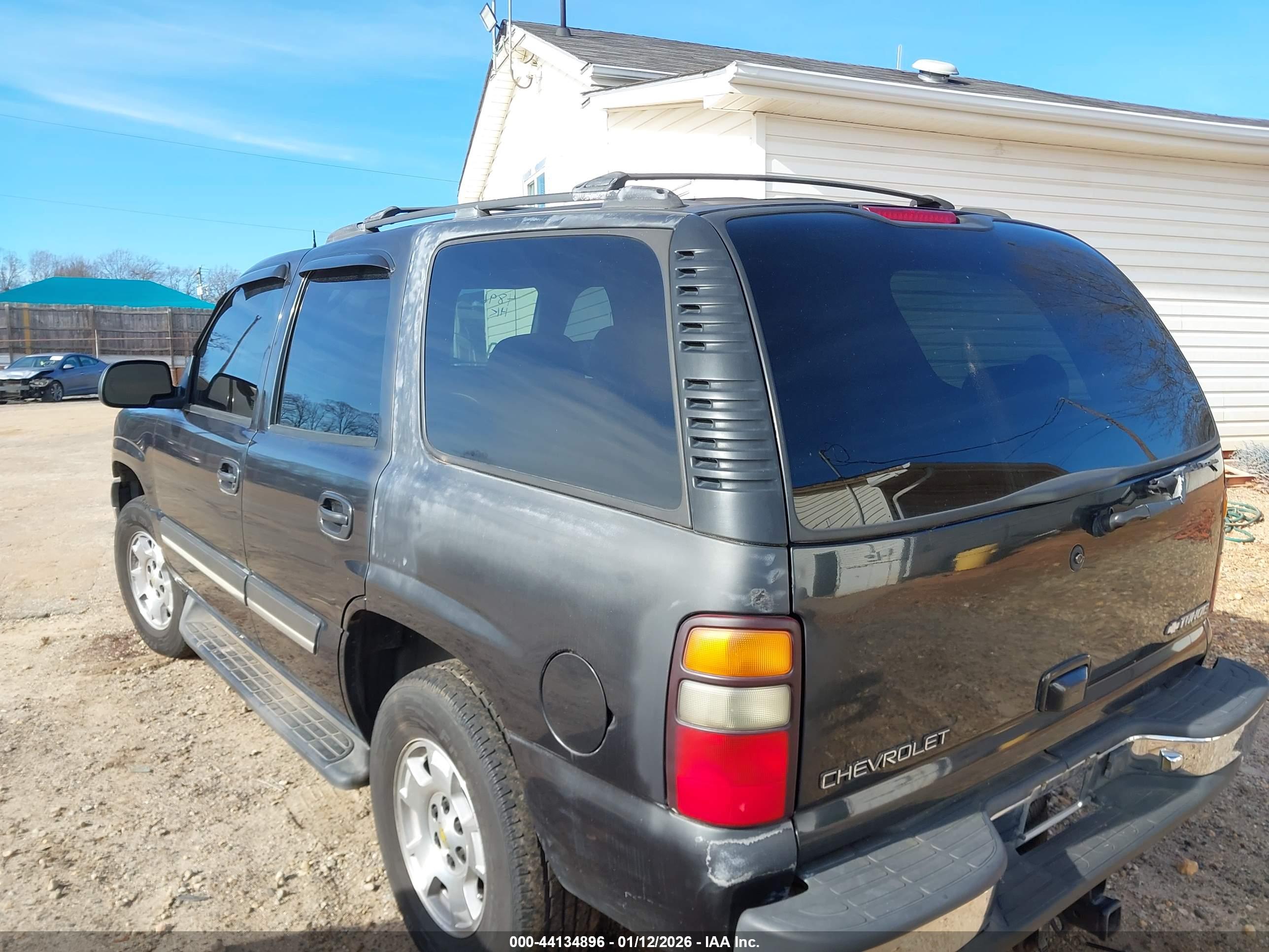 CHEVROLET TAHOE image 3