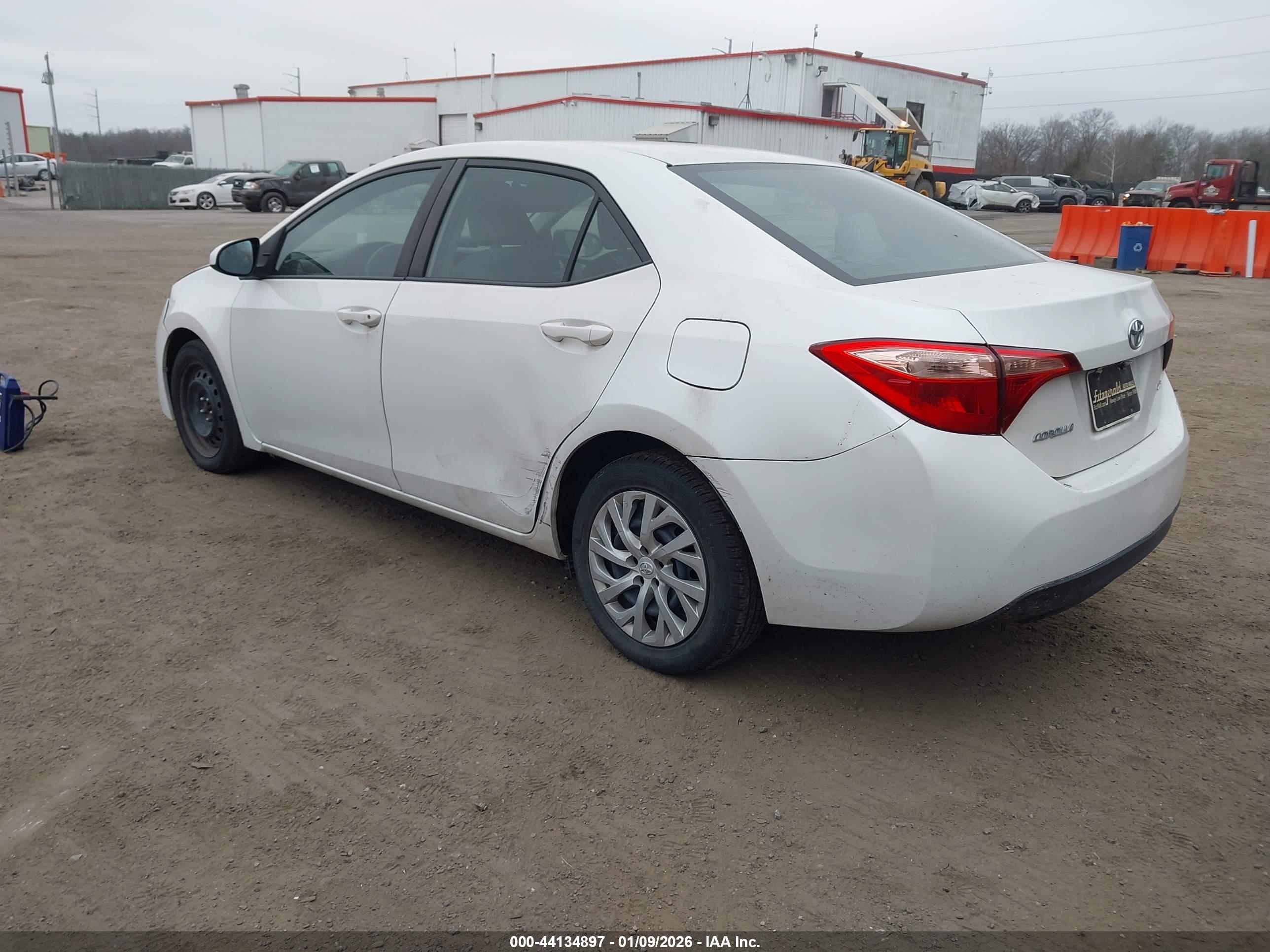 TOYOTA COROLLA image 3