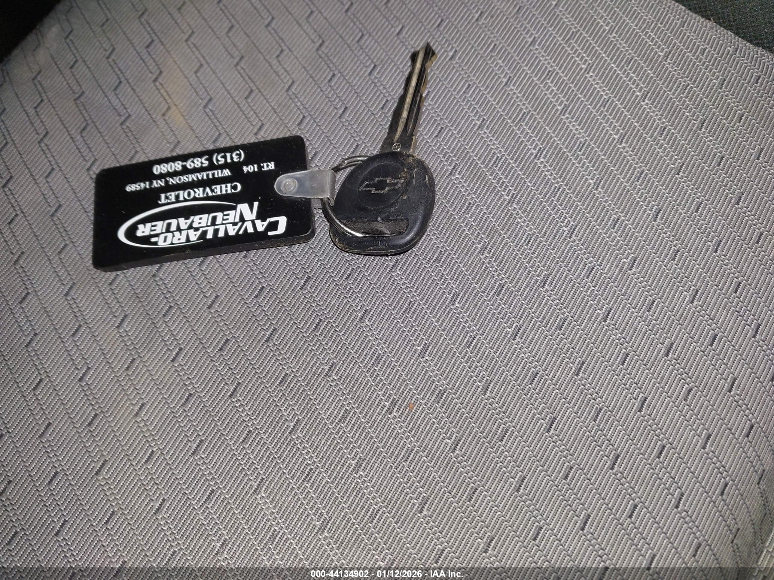 CHEVROLET SILVERADO image 11