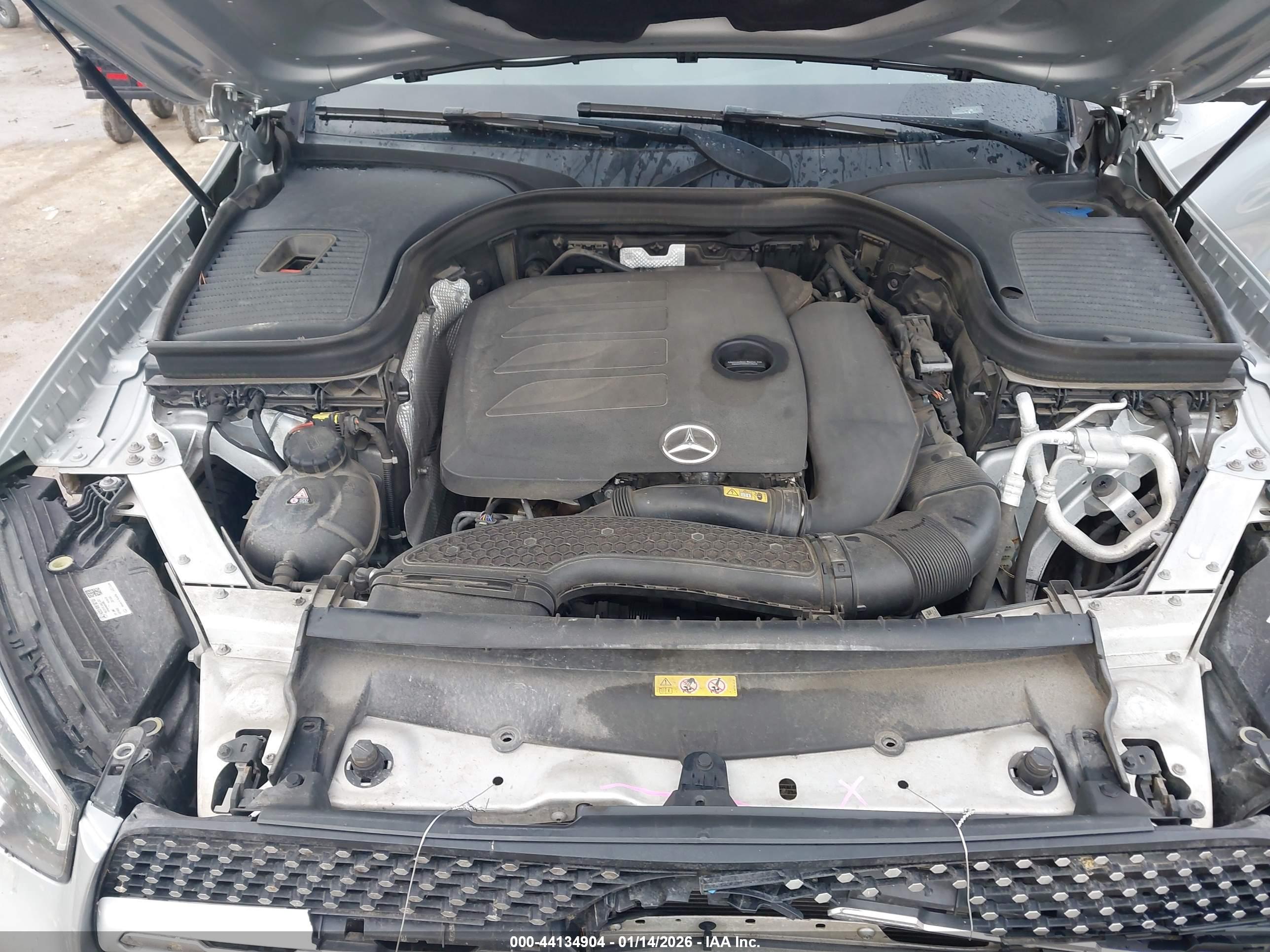 MERCEDES-BENZ GLC image 10