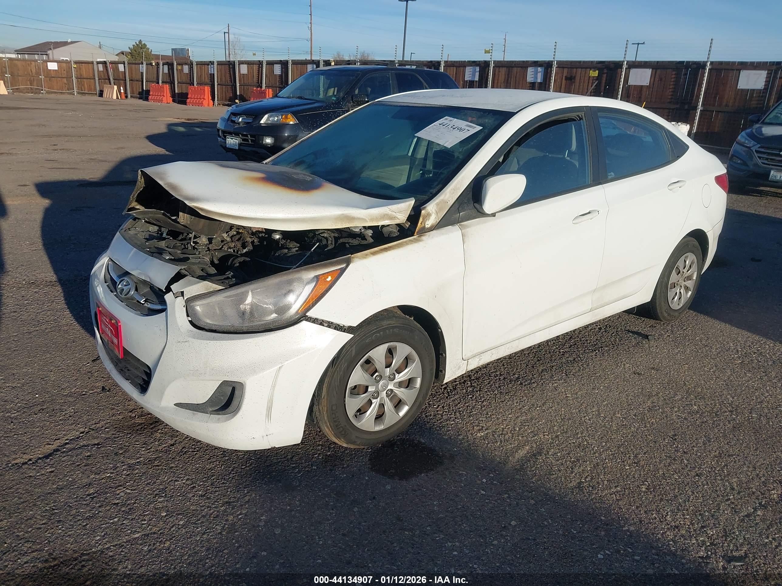 HYUNDAI ACCENT image 2