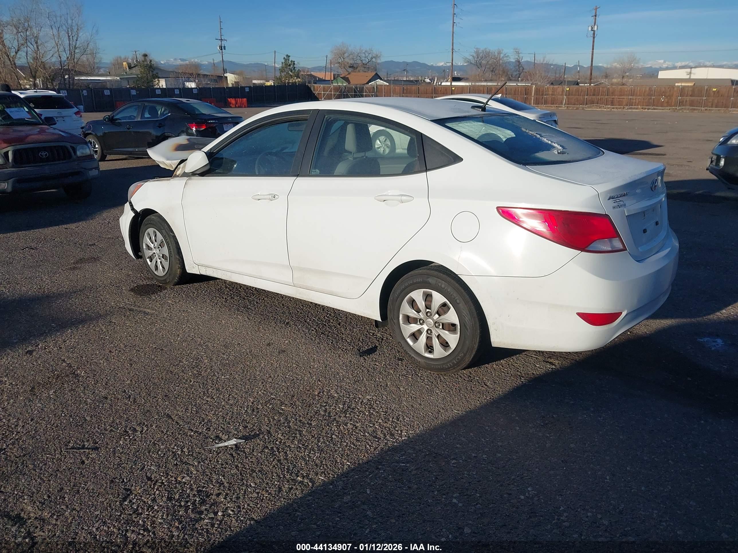 HYUNDAI ACCENT image 3