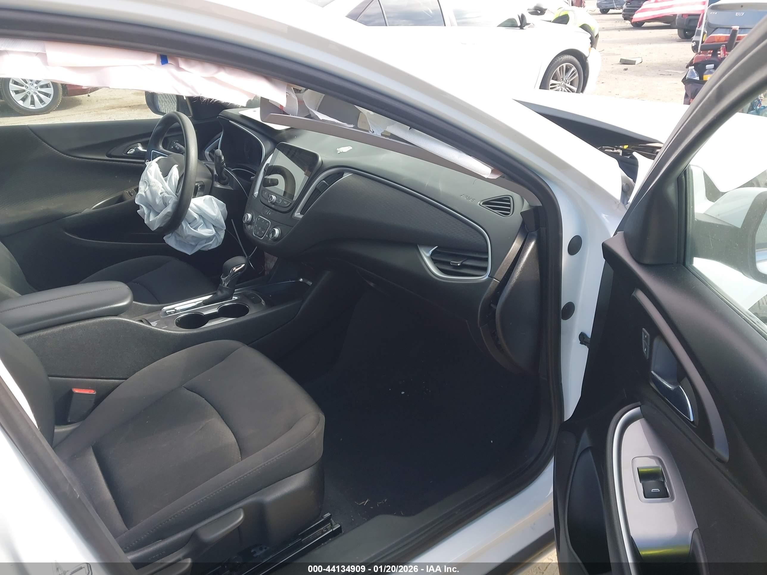 CHEVROLET MALIBU image 5