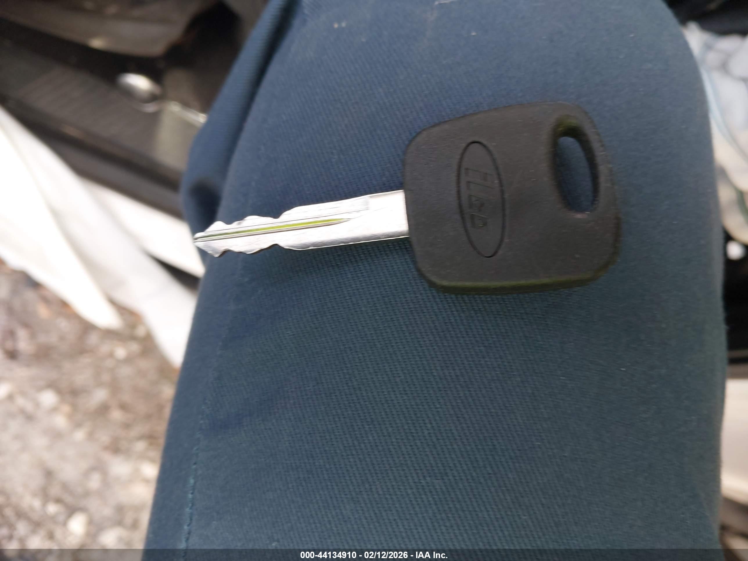 FORD EXPEDITION image 11