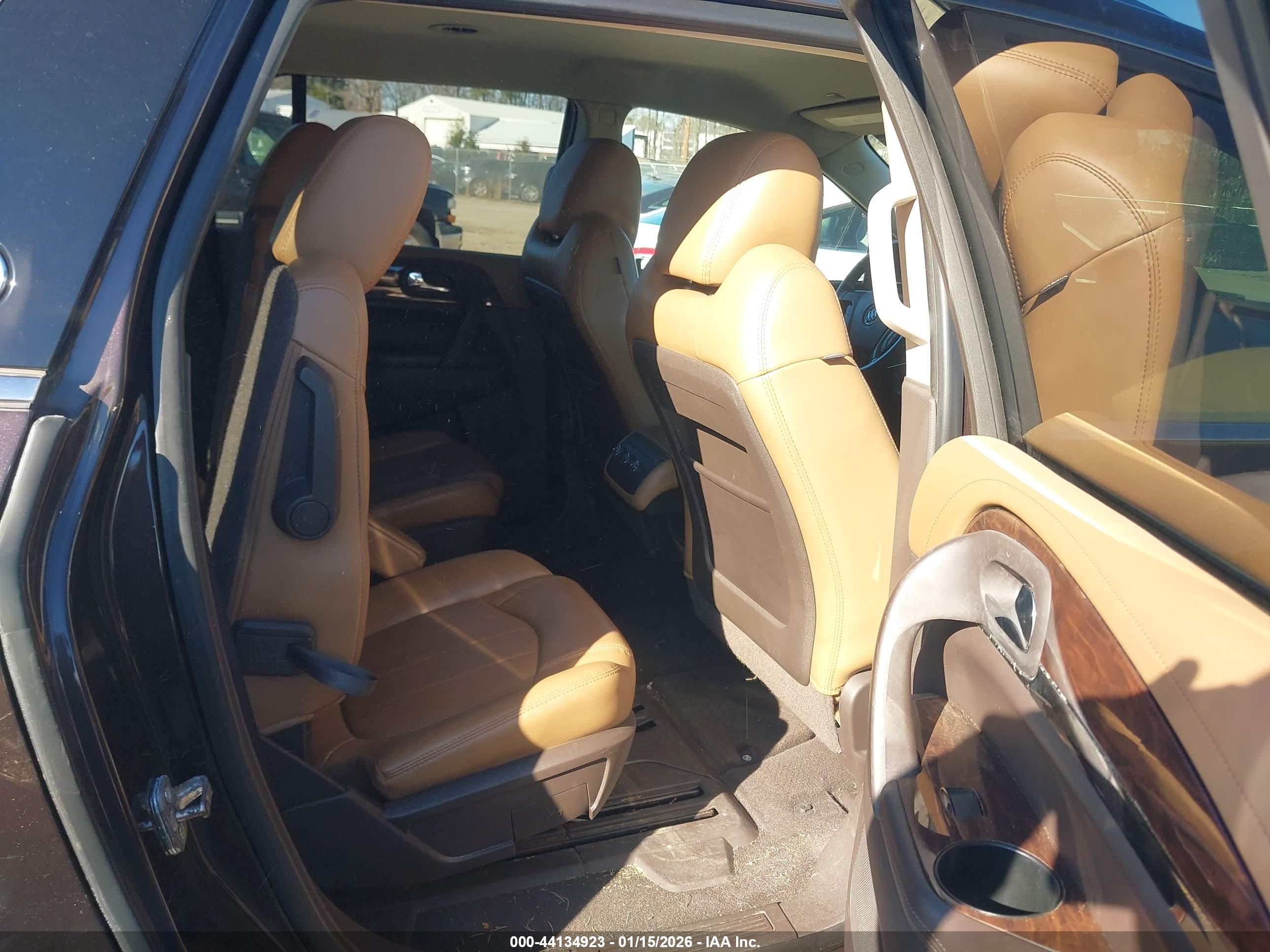 BUICK ENCLAVE image 8