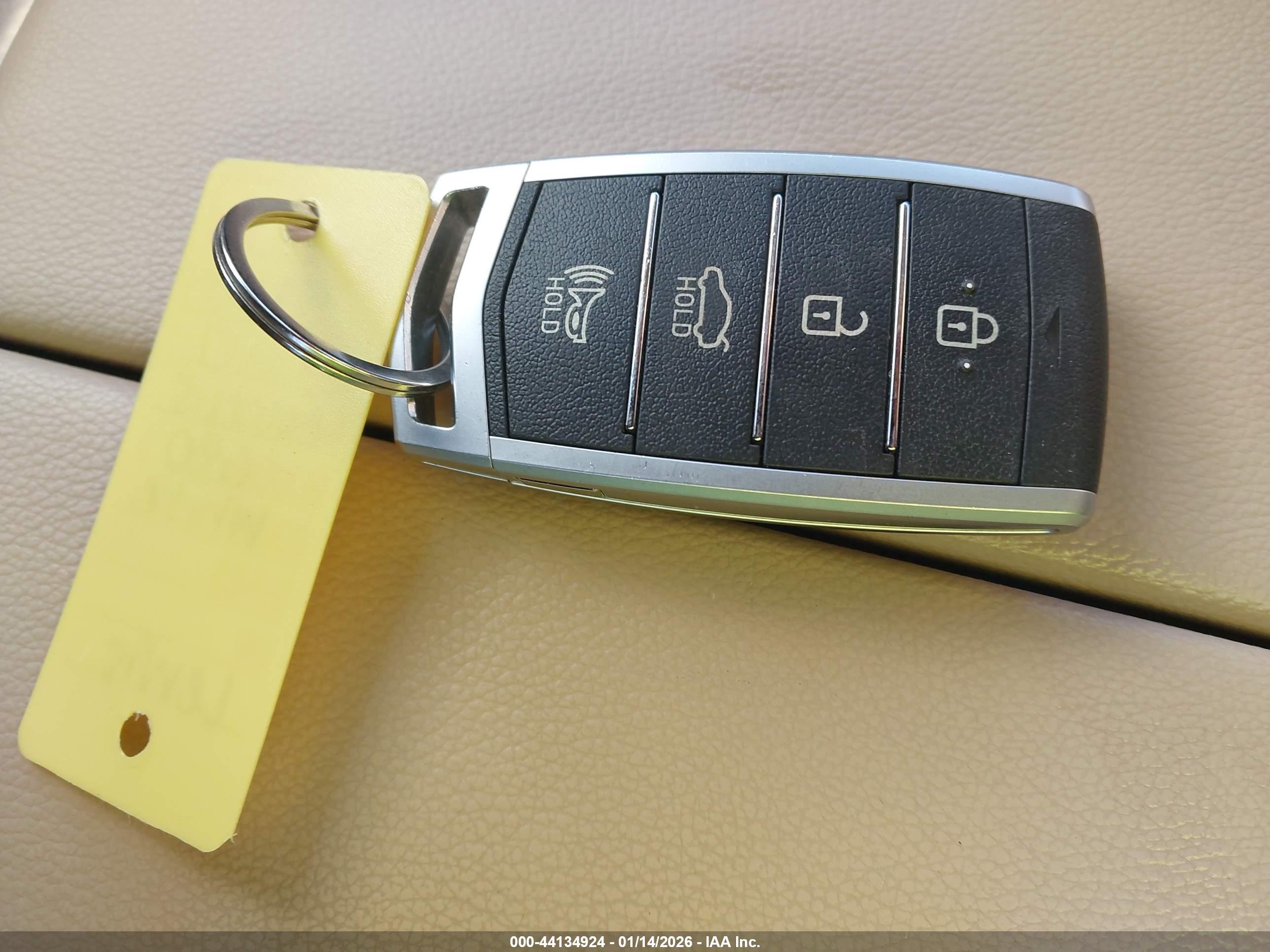 GENESIS G80 image 11