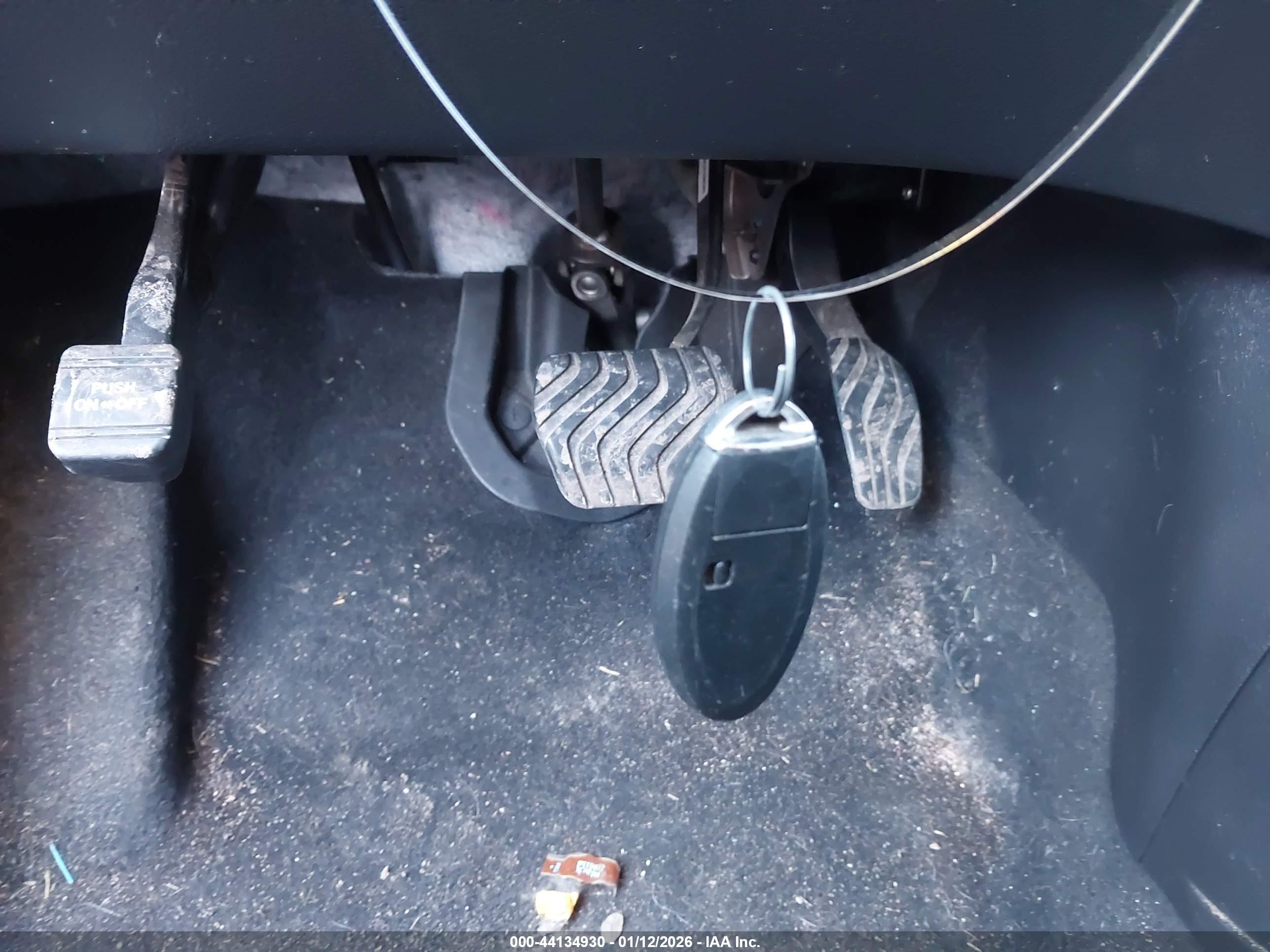 NISSAN ROGUE image 11