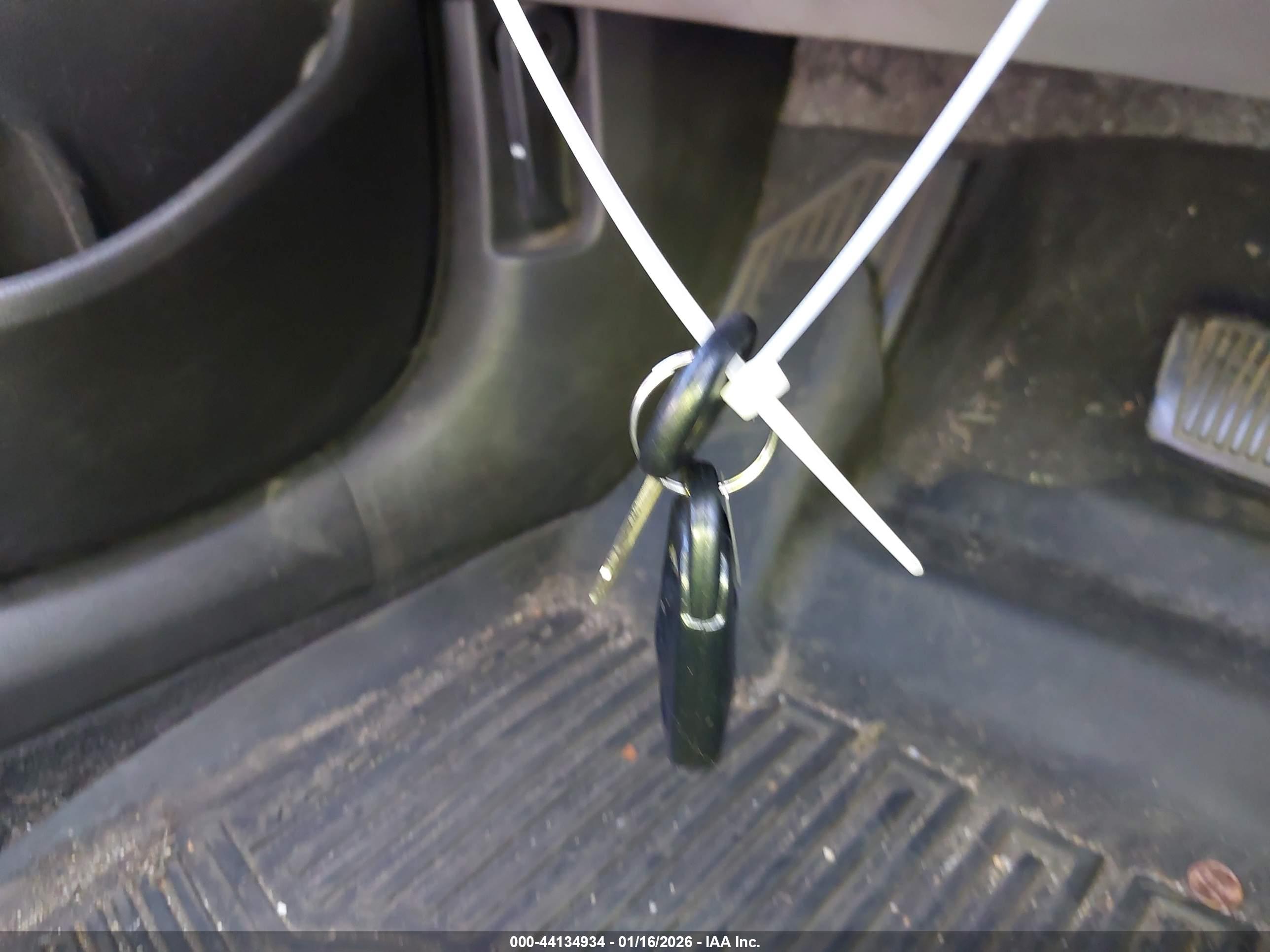 HYUNDAI ELANTRA image 11