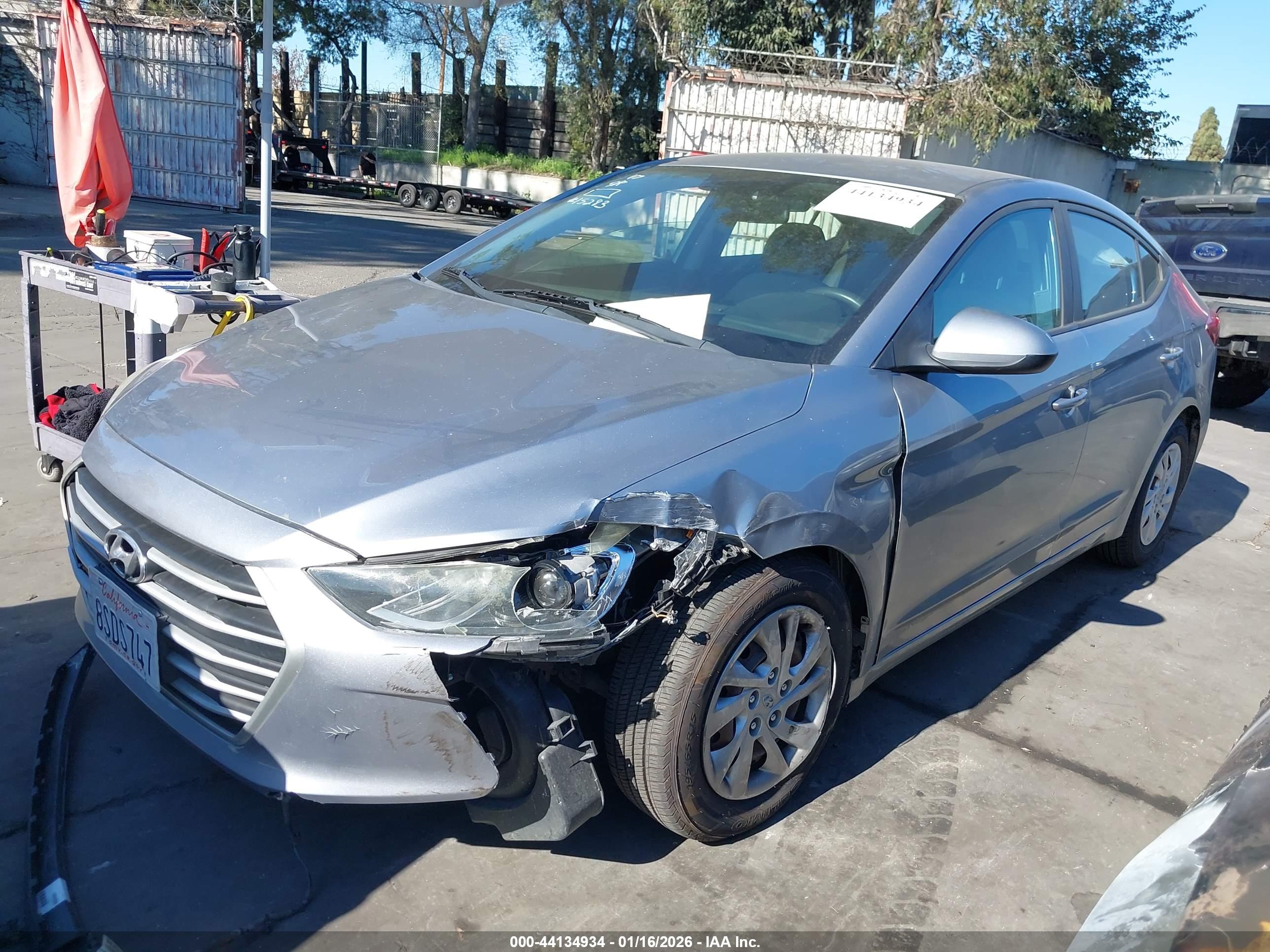 HYUNDAI ELANTRA image 2