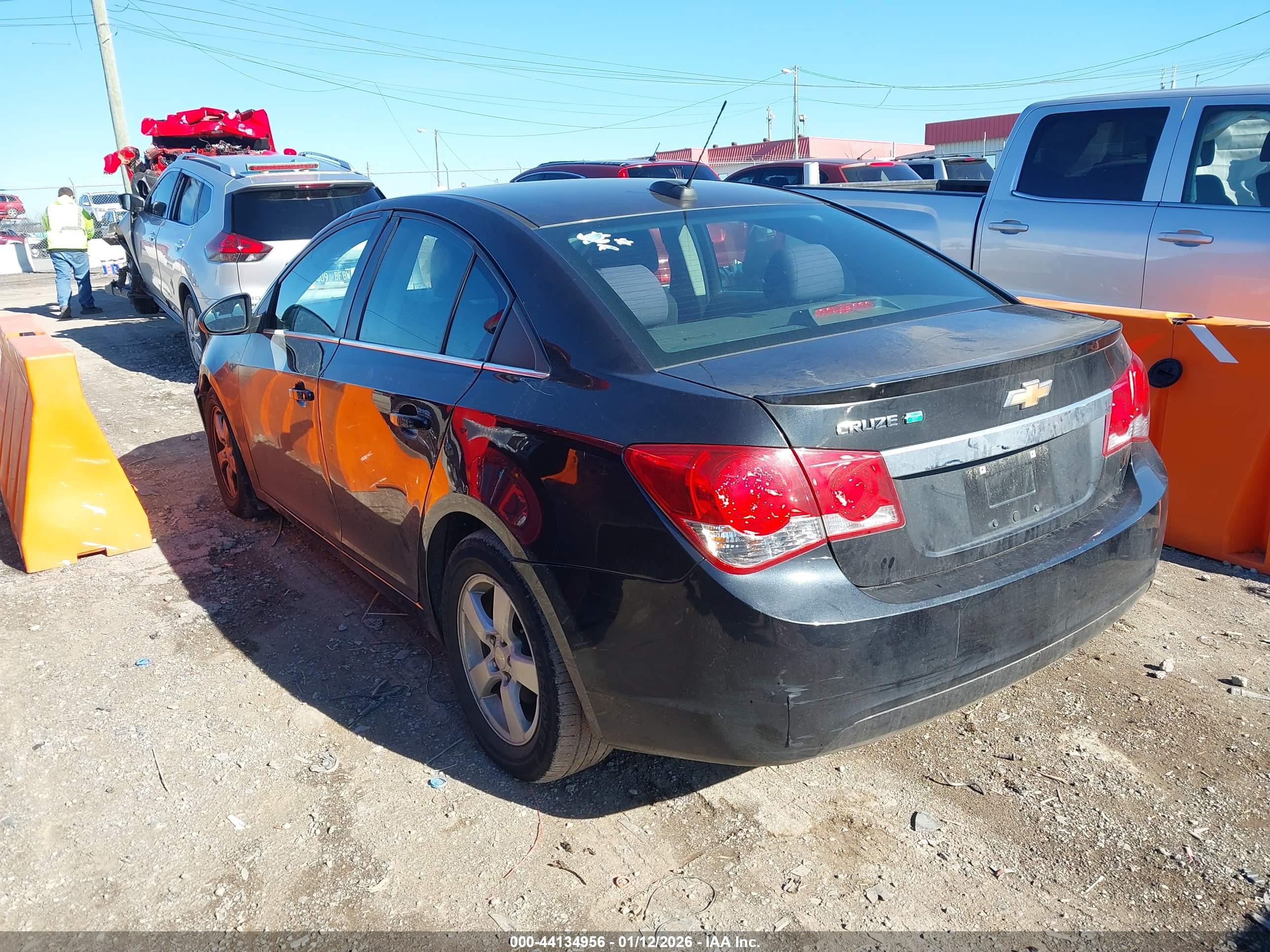 CHEVROLET CRUZE image 3
