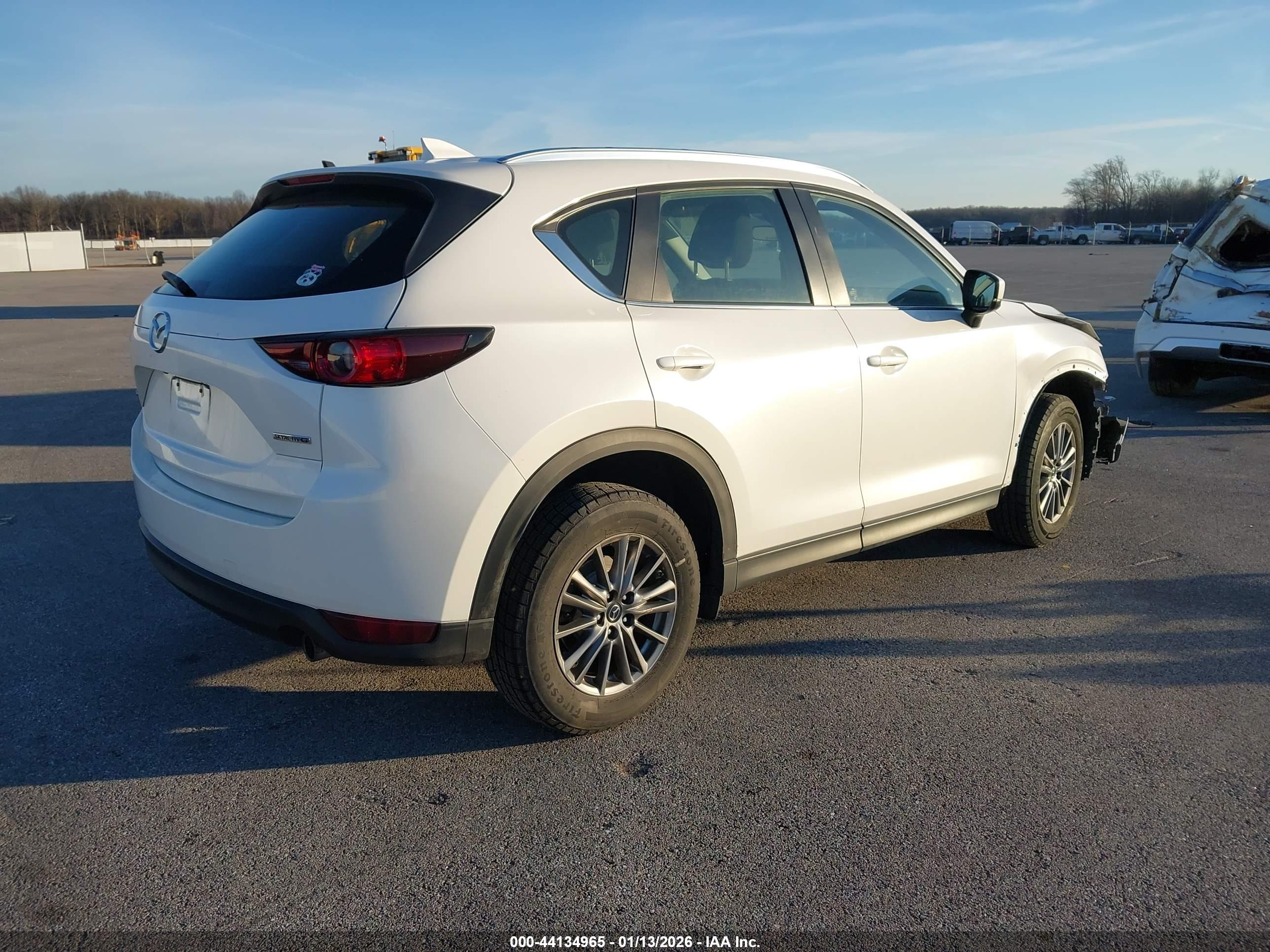 MAZDA CX-5 image 4